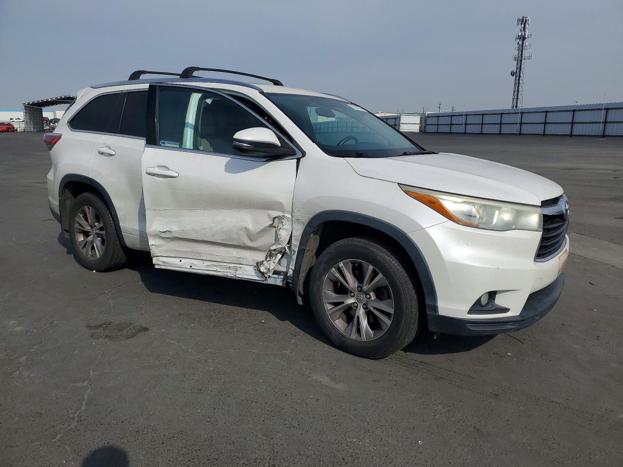2015 TOYOTA HIGHLANDER