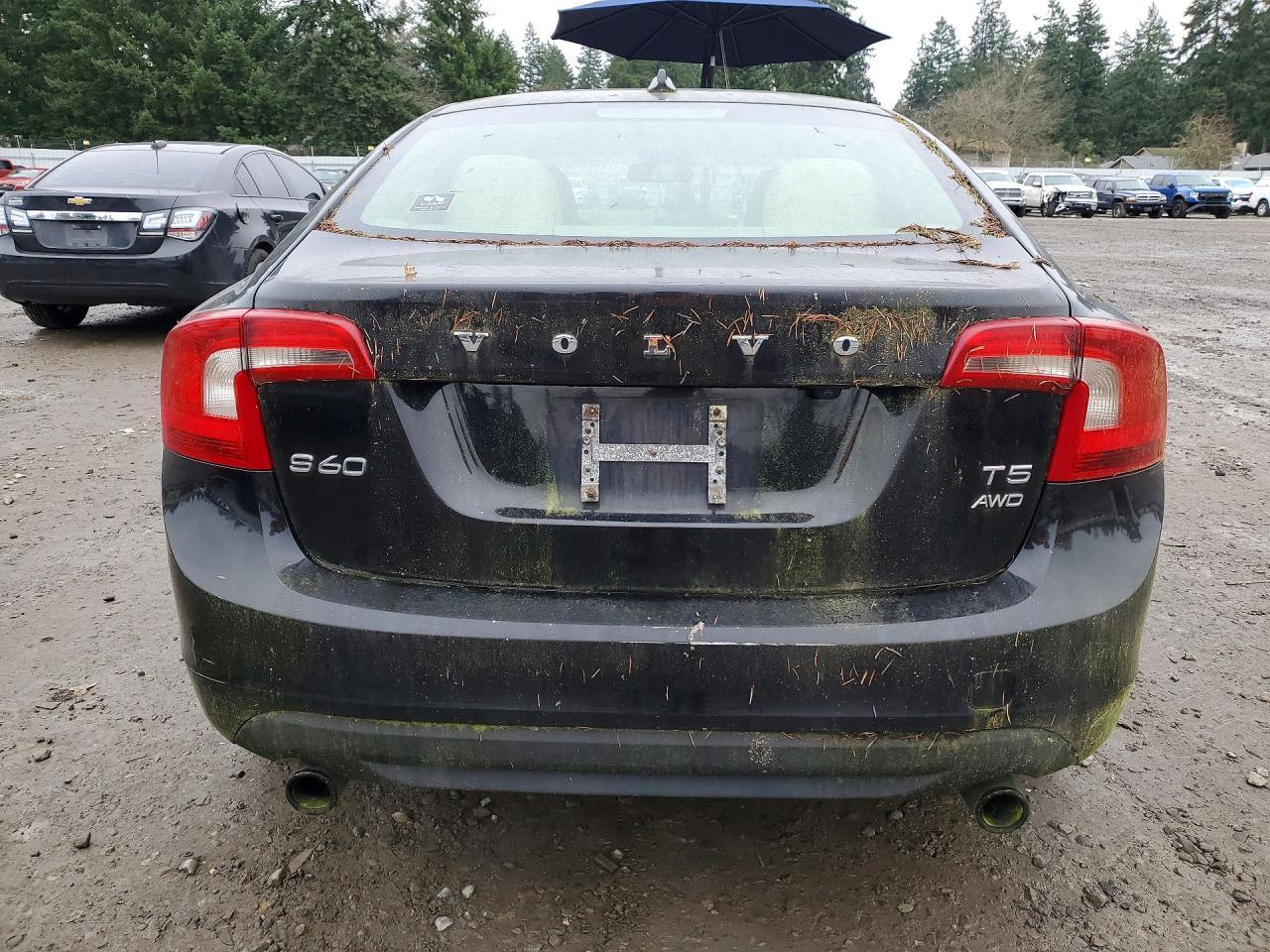 2013 VOLVO S60