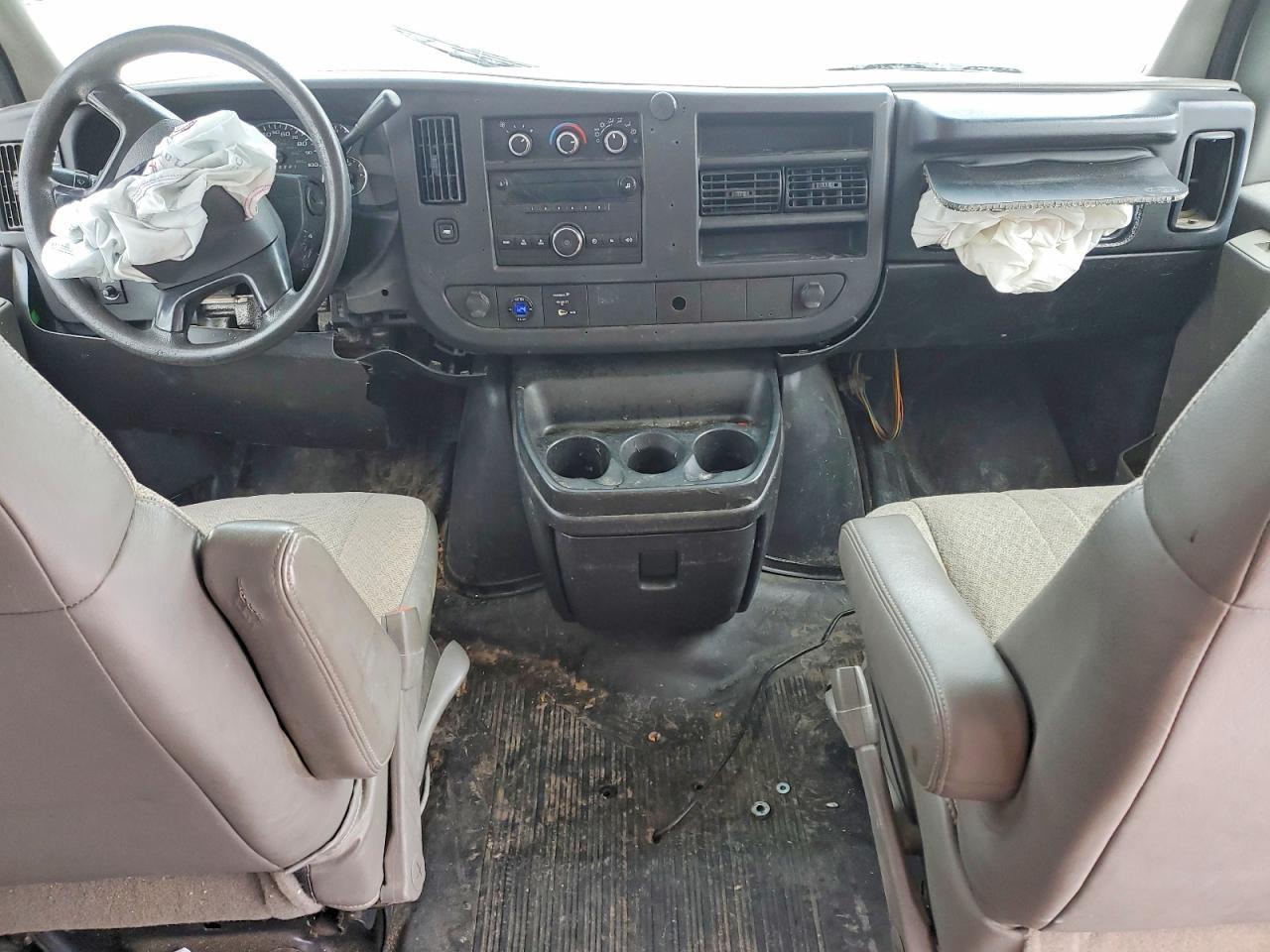 2008 GMC Savana