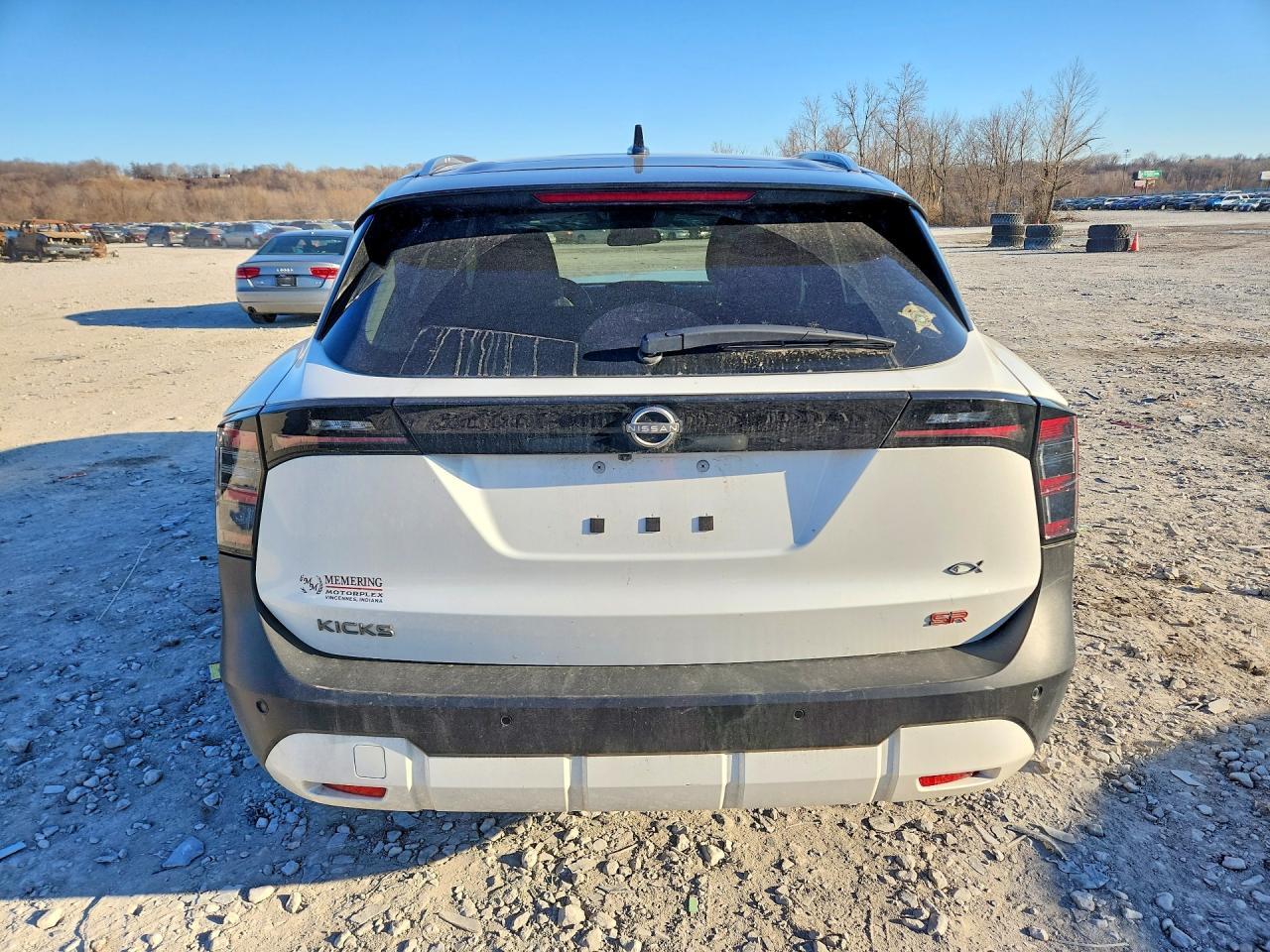 2025 NISSAN KICKS