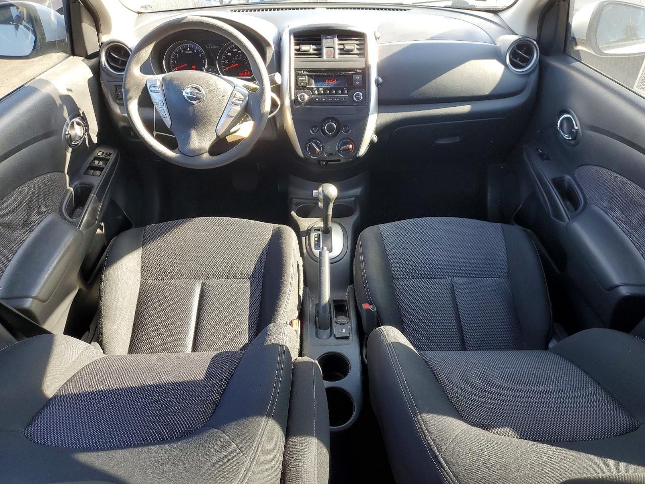 2016 NISSAN VERSA