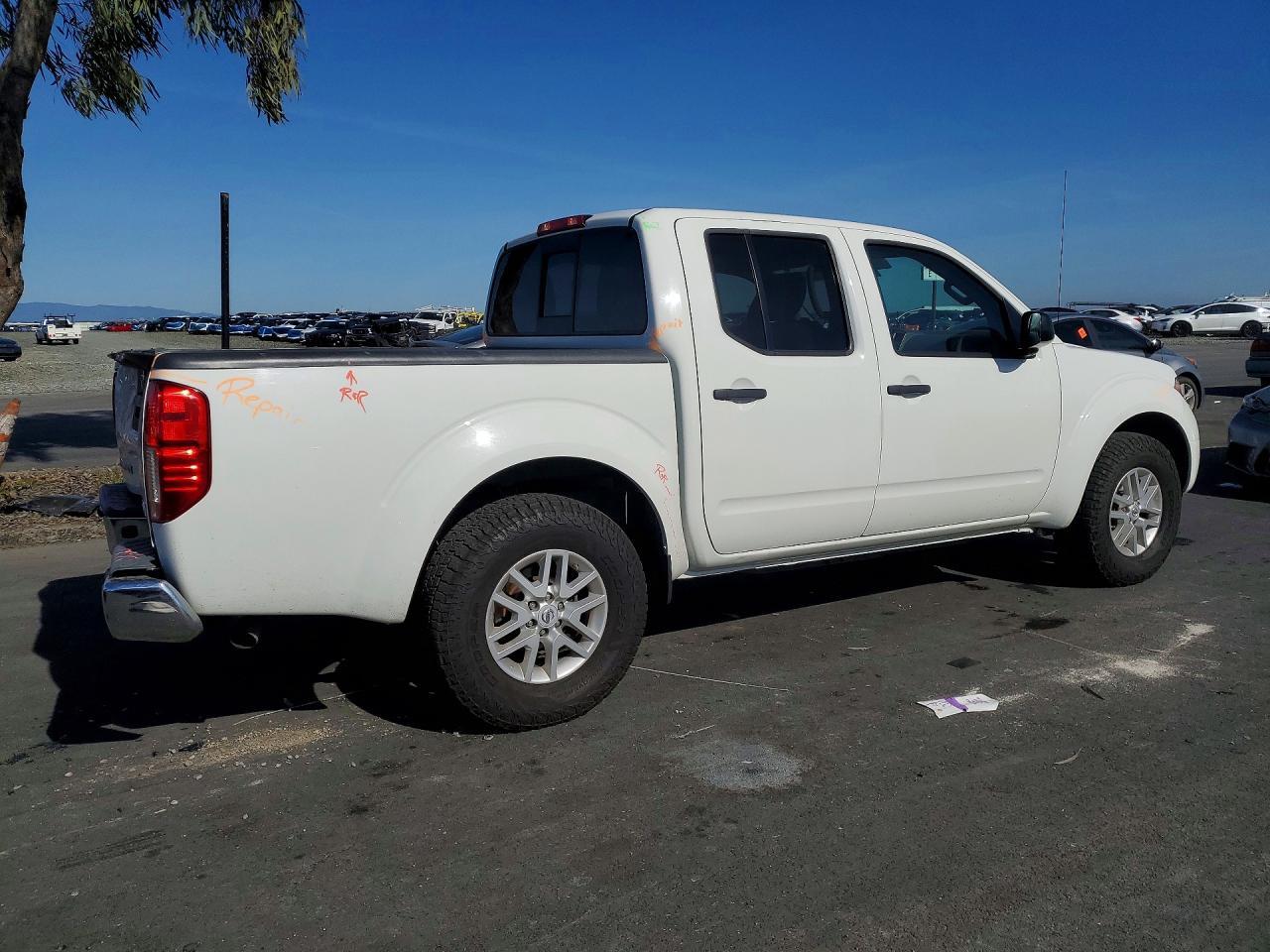 2019 NISSAN Frontier