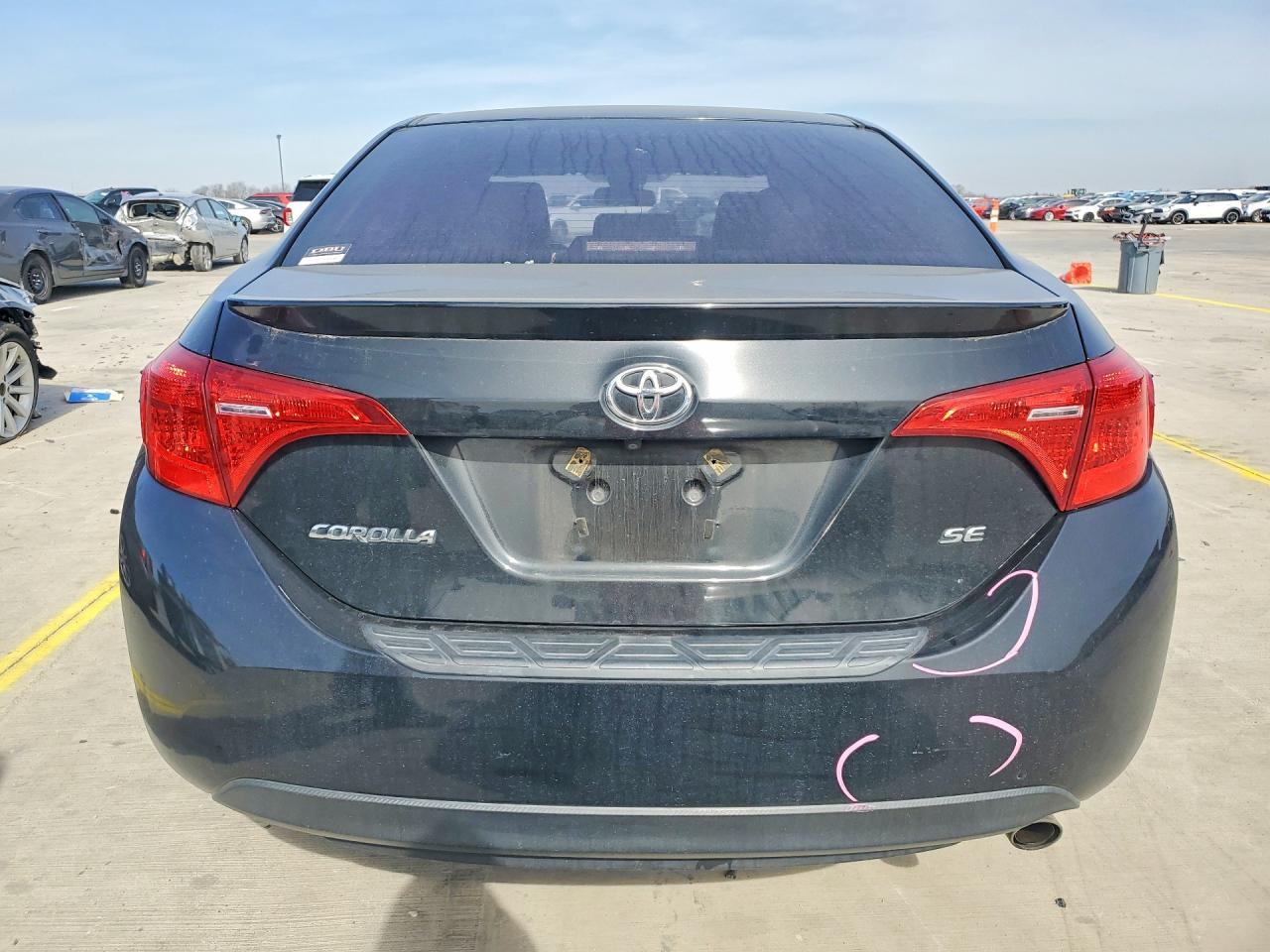 2017 TOYOTA COROLLA