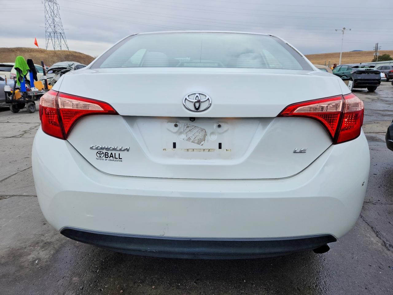 2018 TOYOTA COROLLA