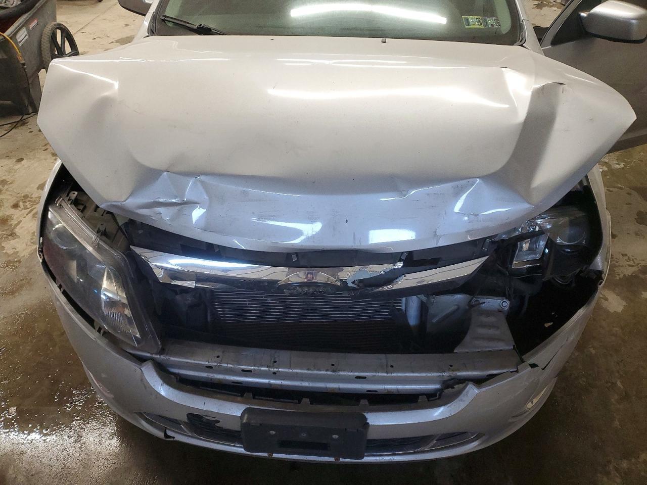 2010 FORD FUSION