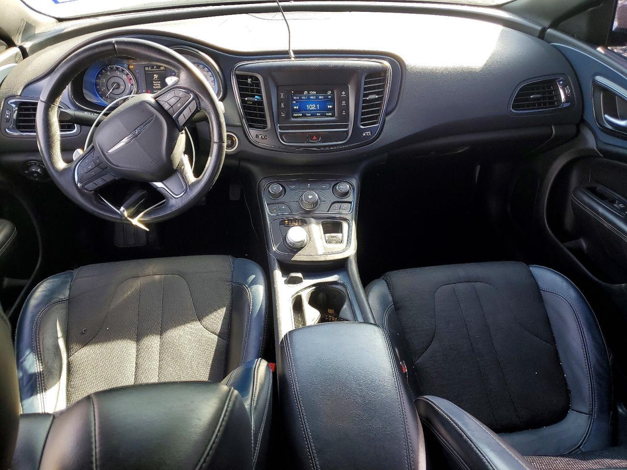 2015 CHRYSLER 200