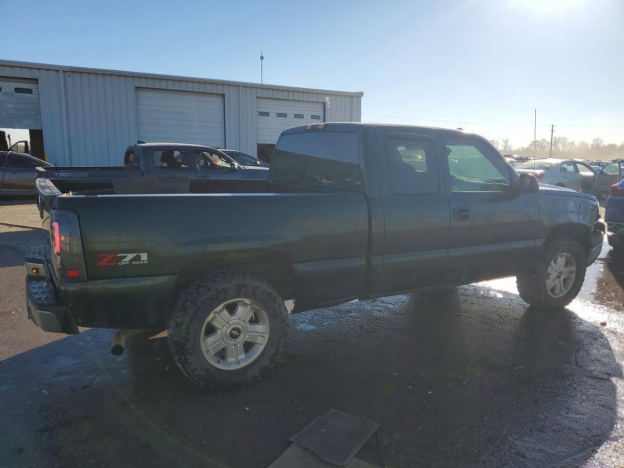2004 CHEVROLET Silverado