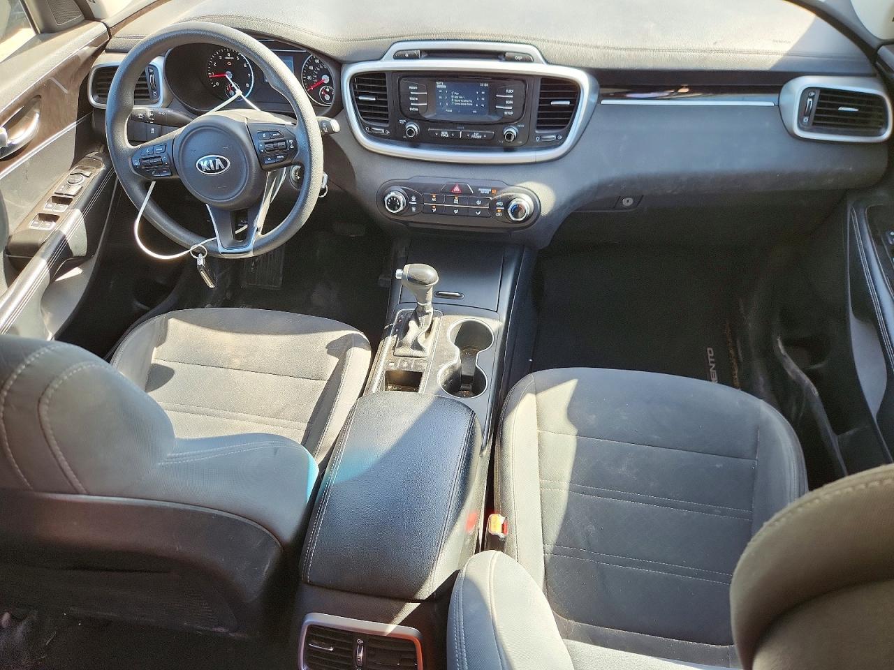 2016 KIA SORENTO