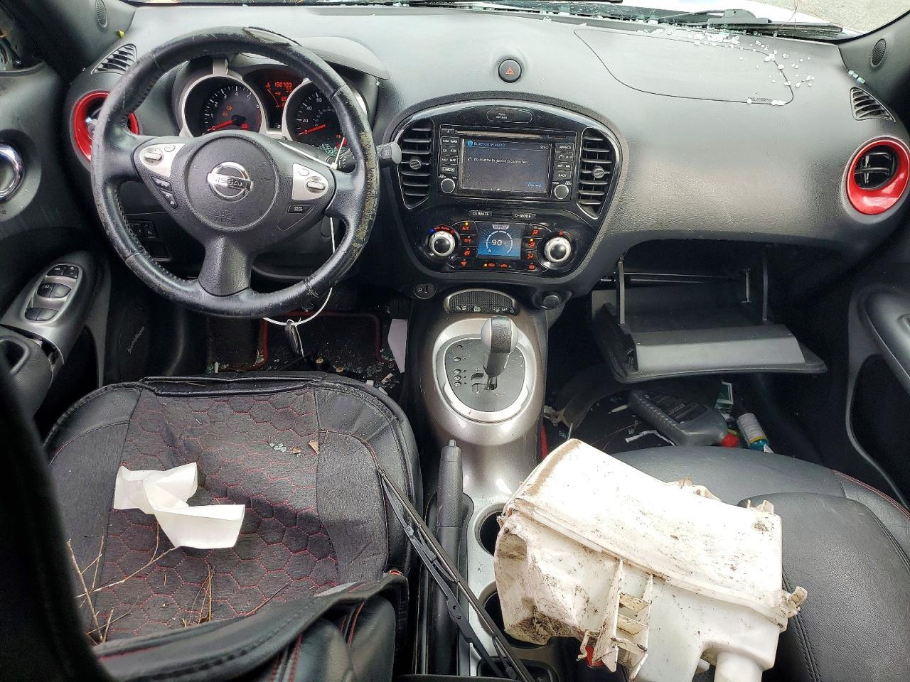 2015 NISSAN Juke