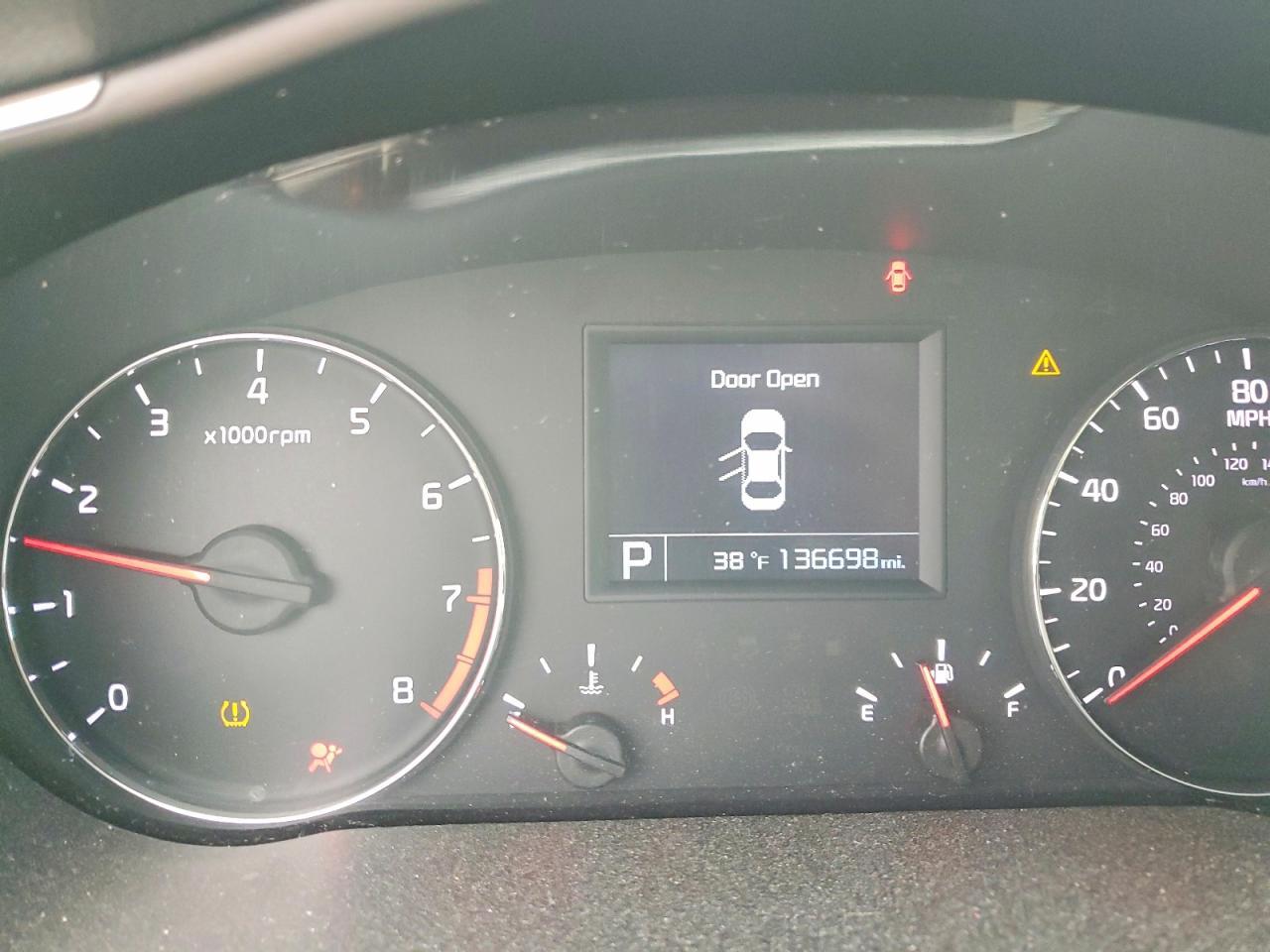 2016 KIA Cadenza