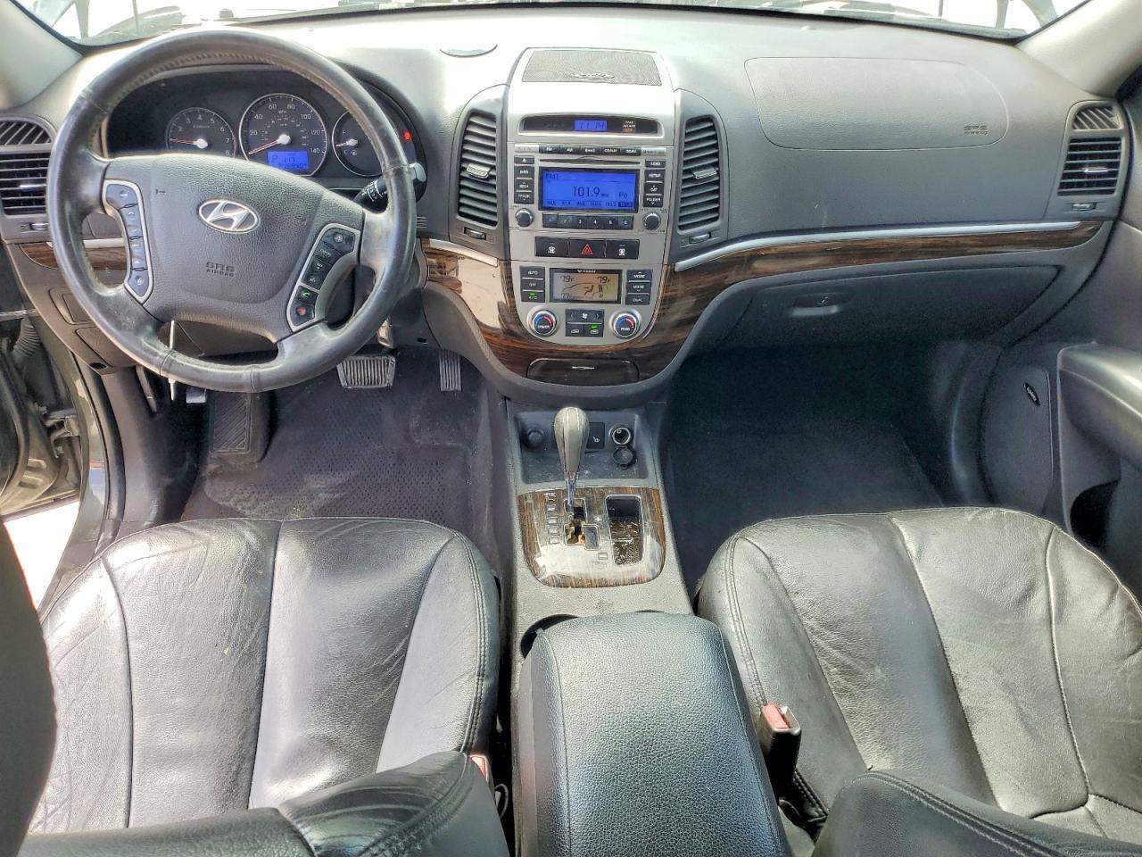 2011 HYUNDAI SANTA FE
