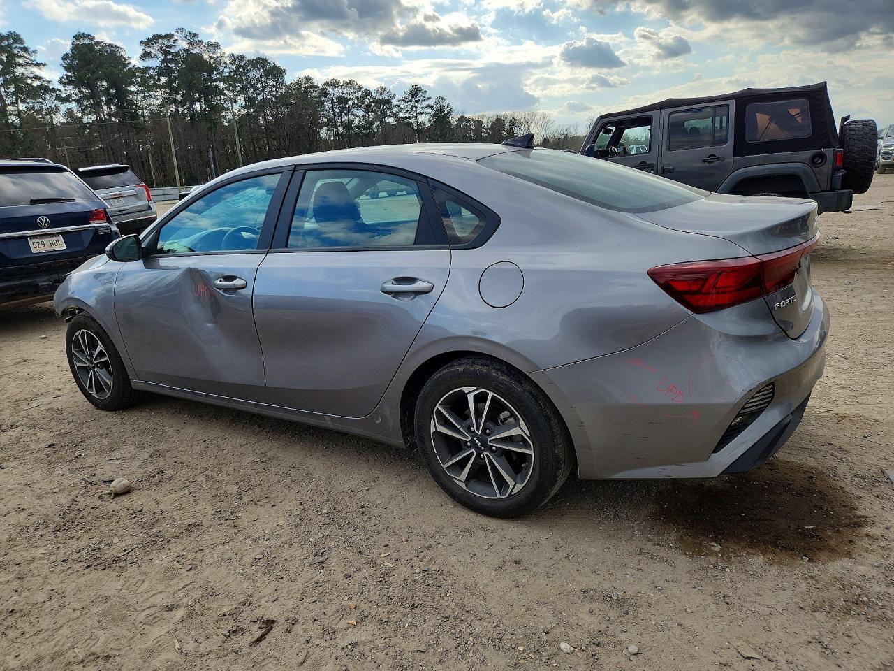 2024 KIA FORTE