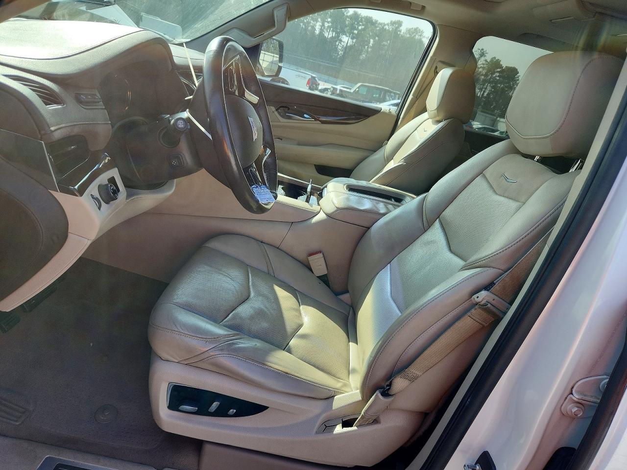 2017 CADILLAC ESCALADE