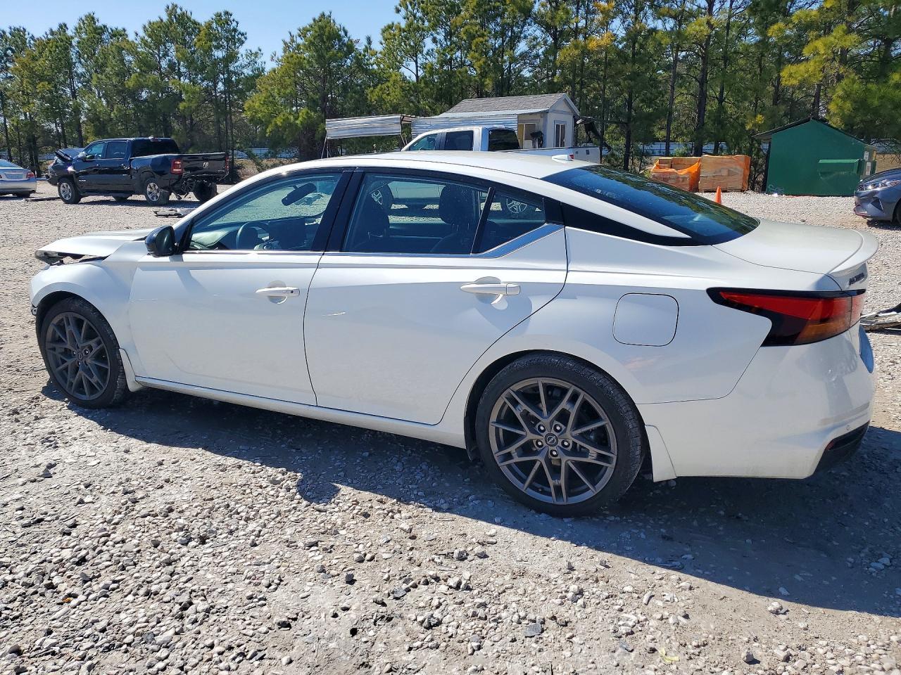 2024 NISSAN ALTIMA