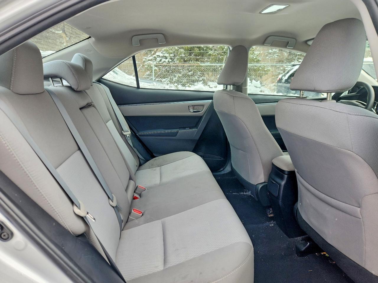 2015 TOYOTA COROLLA