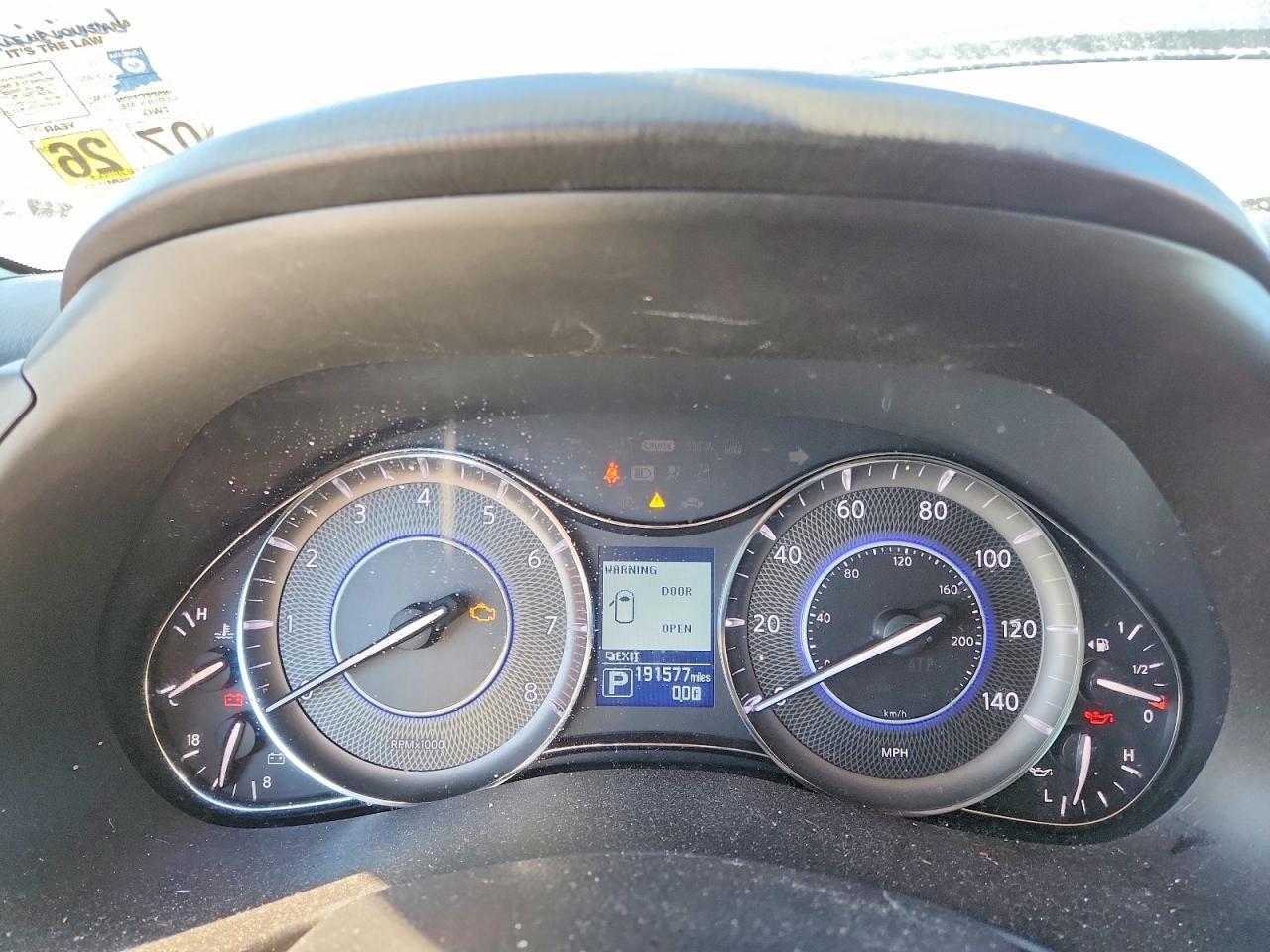 2016 INFINITI QX80