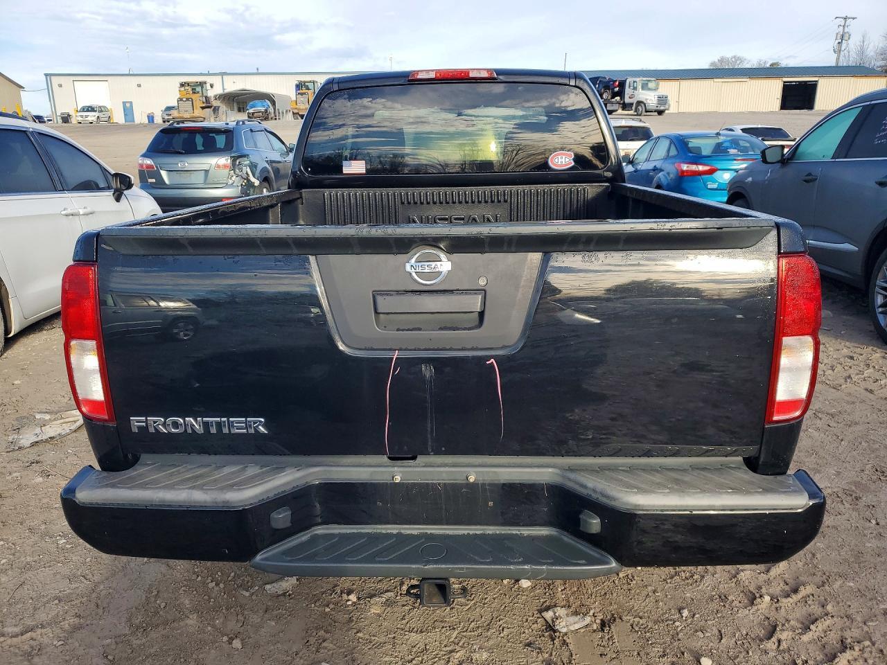 2017 NISSAN Frontier