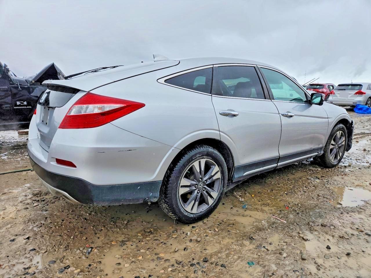 2013 HONDA Crosstour
