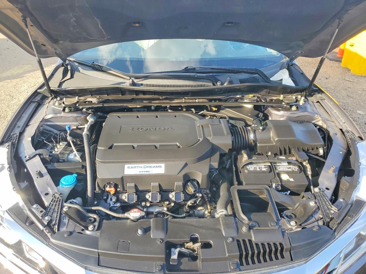 2017 HONDA ACCORD