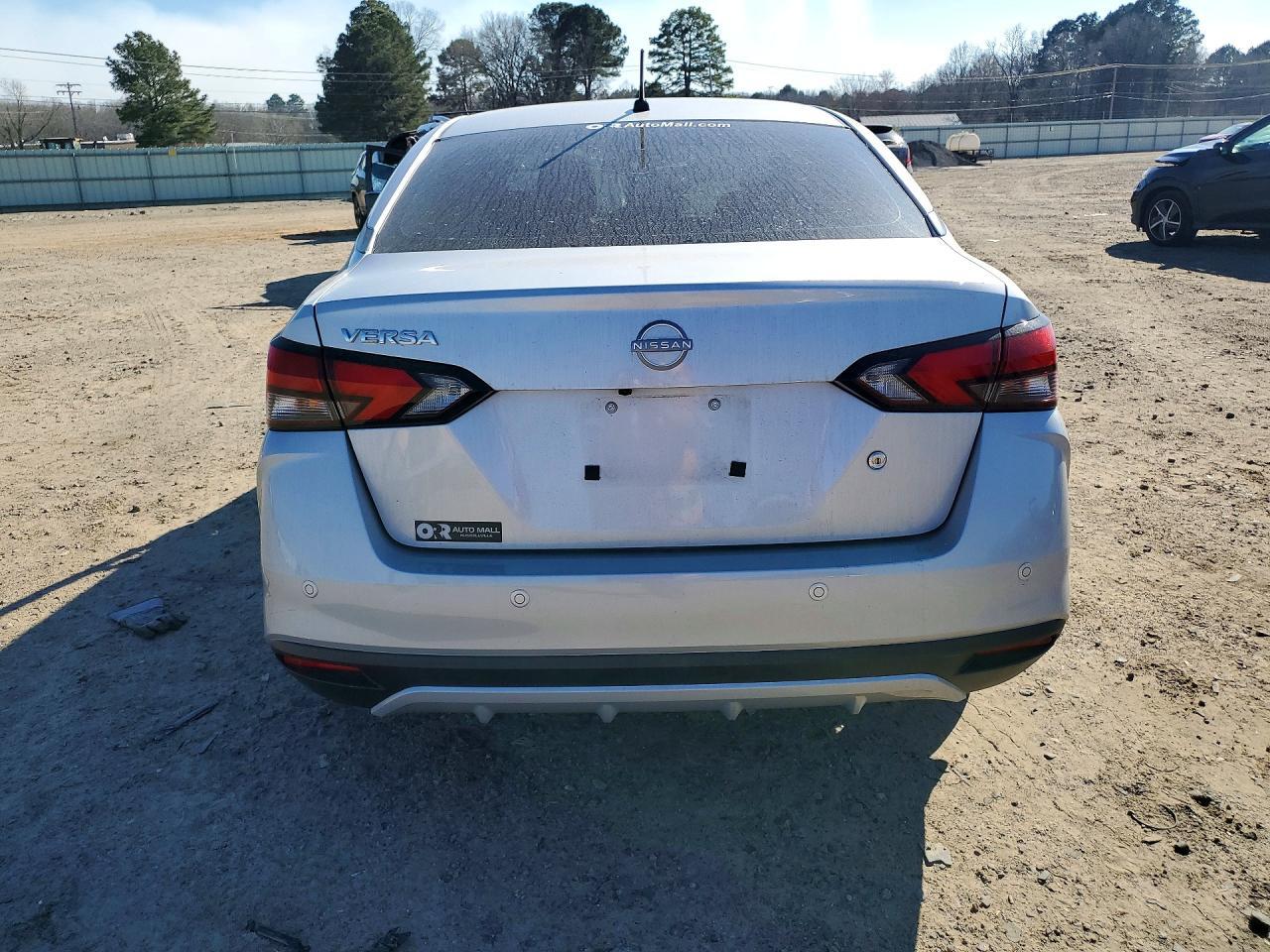 2025 NISSAN VERSA
