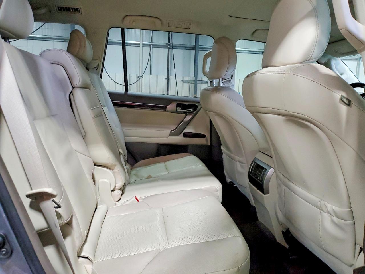 2016 LEXUS GX 460