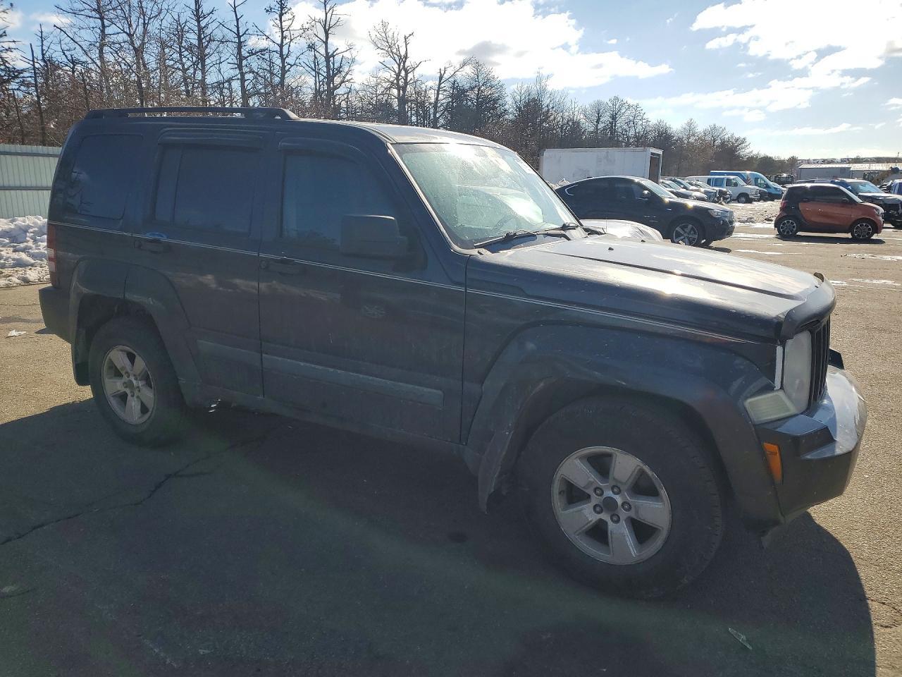 2010 JEEP Liberty