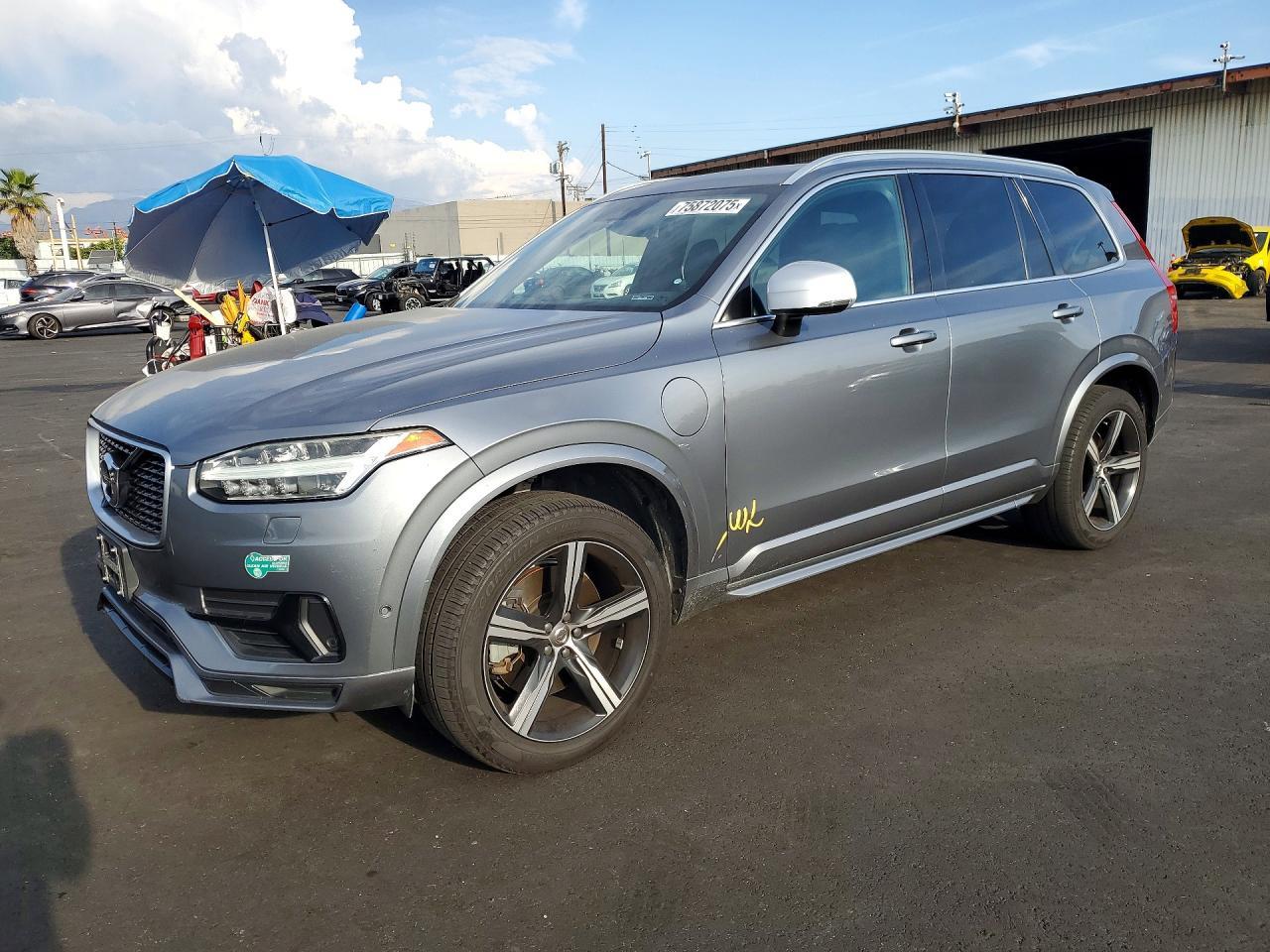 2016 VOLVO XC90