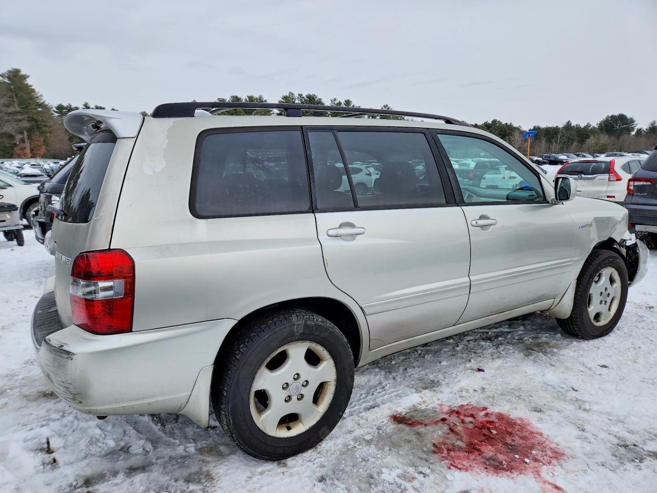 2005 TOYOTA HIGHLANDER