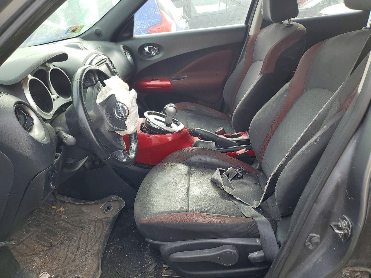 2013 NISSAN Juke