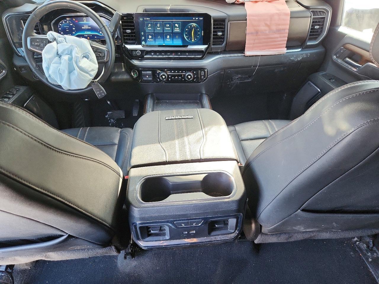 2024 CHEVROLET Silverado