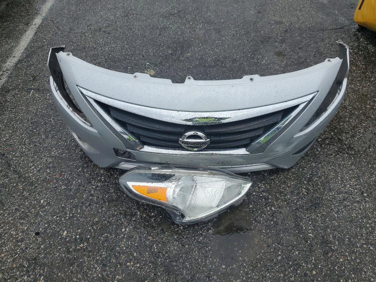 2019 NISSAN VERSA