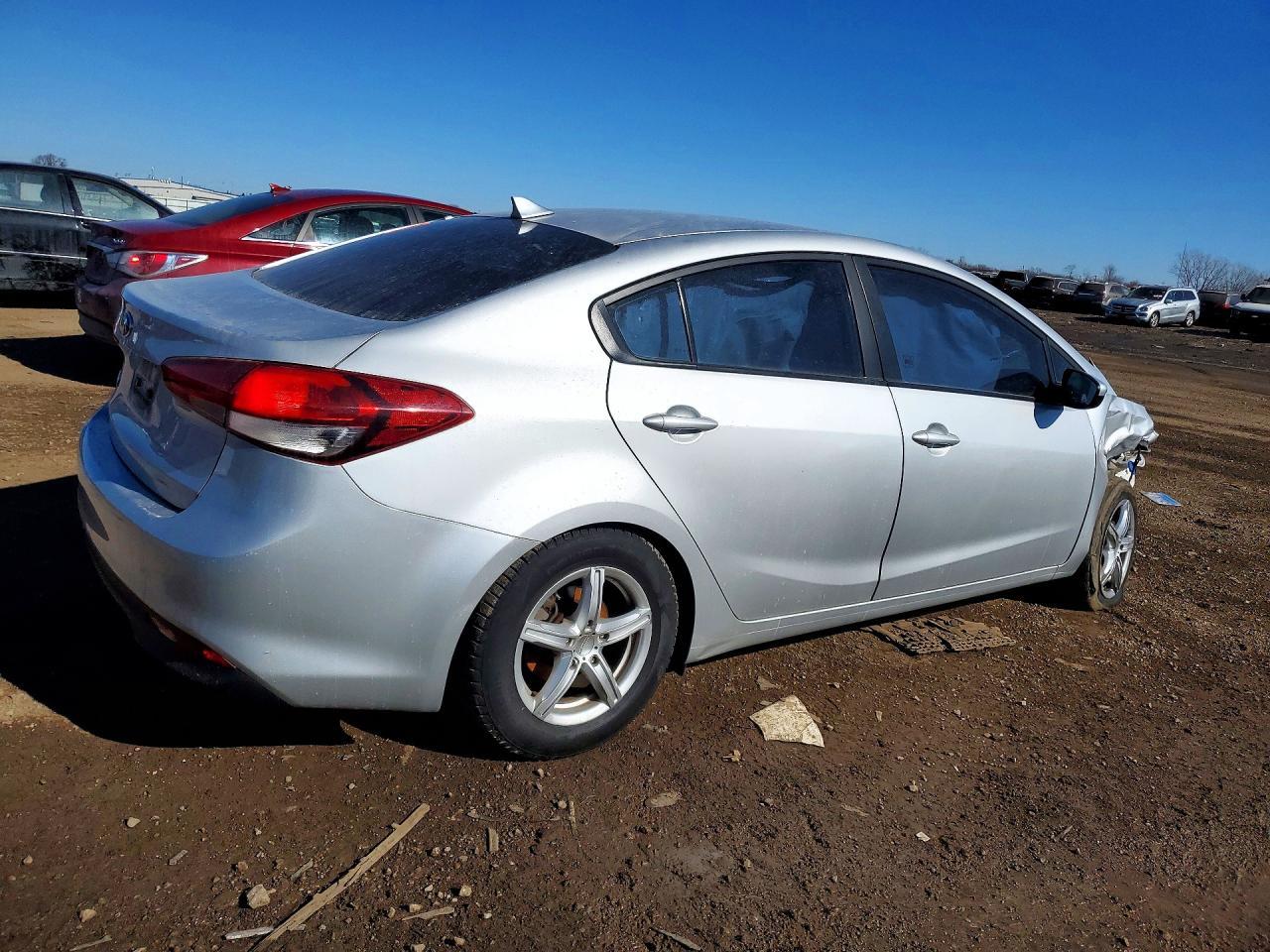 2017 KIA FORTE