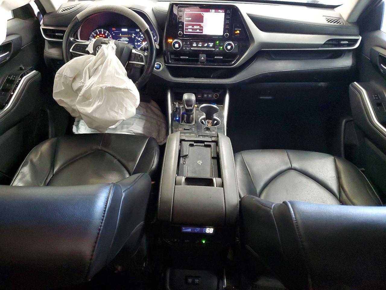 2020 TOYOTA HIGHLANDER