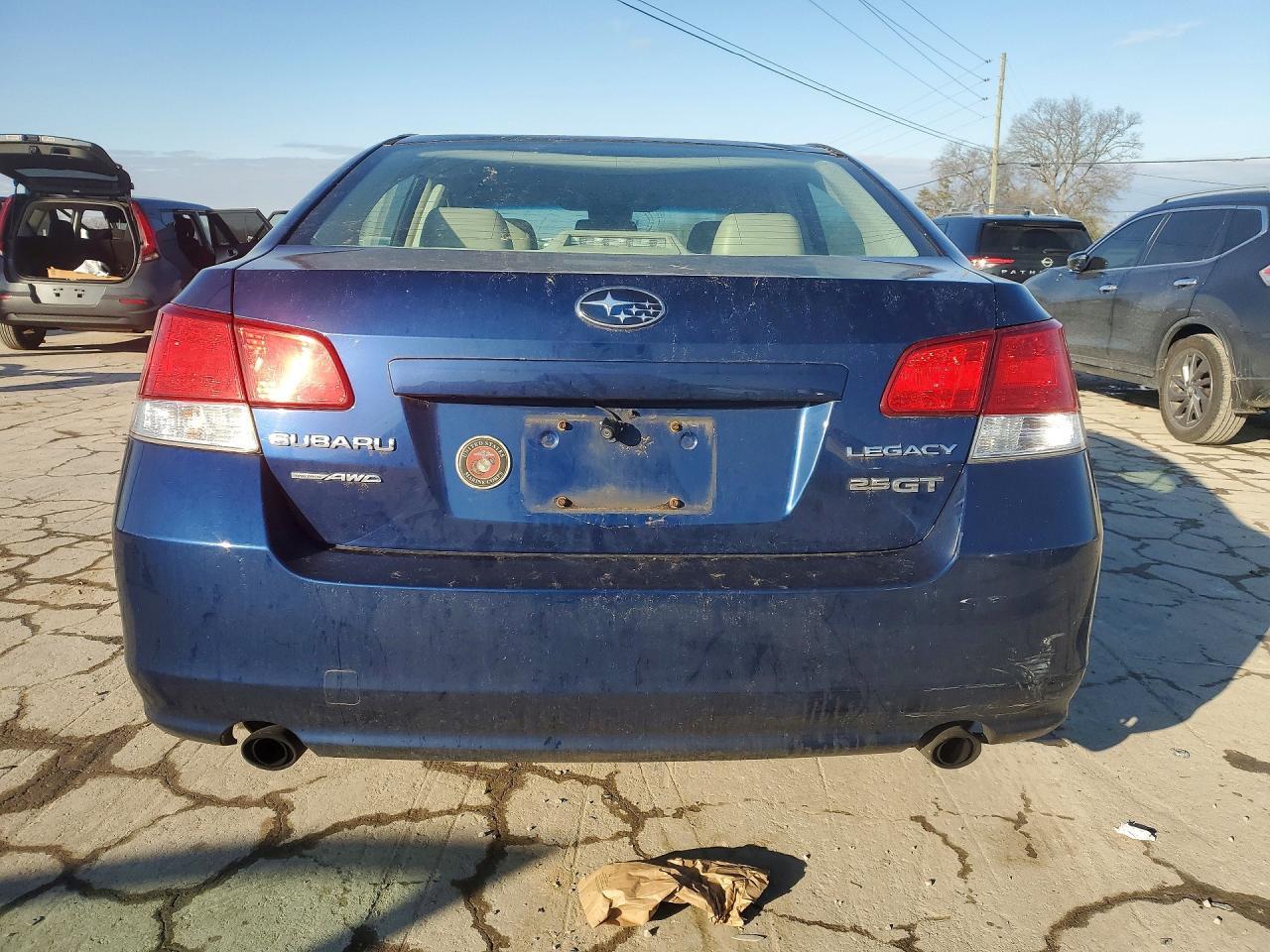 2010 SUBARU Legacy