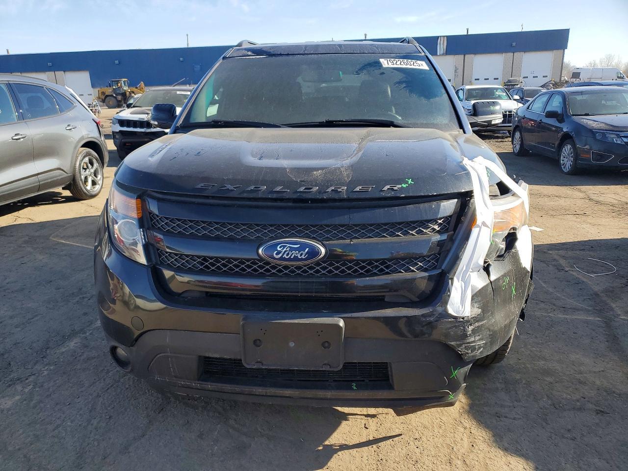 2015 FORD Explorer Sport Trac