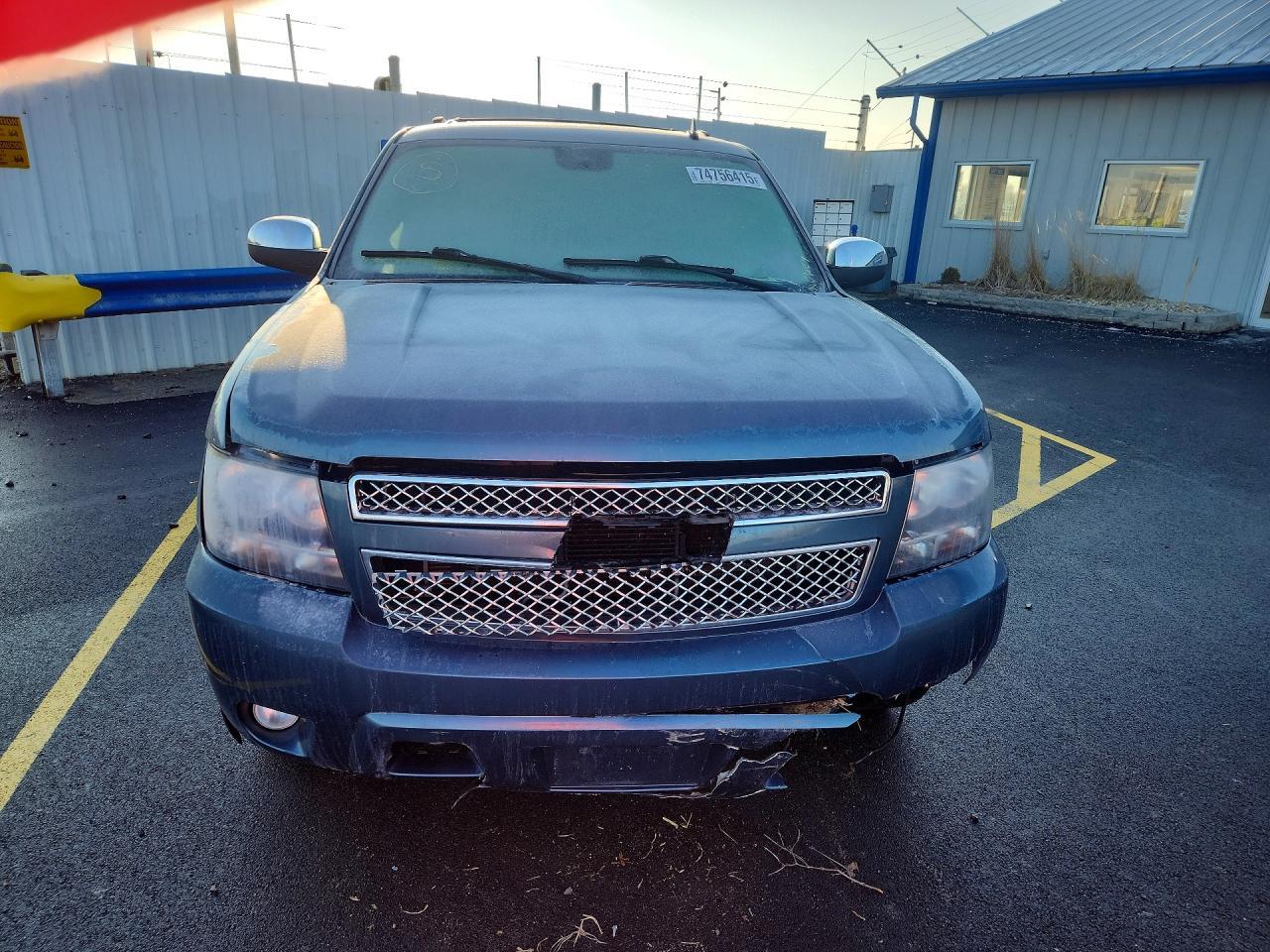 2010 CHEVROLET Suburban