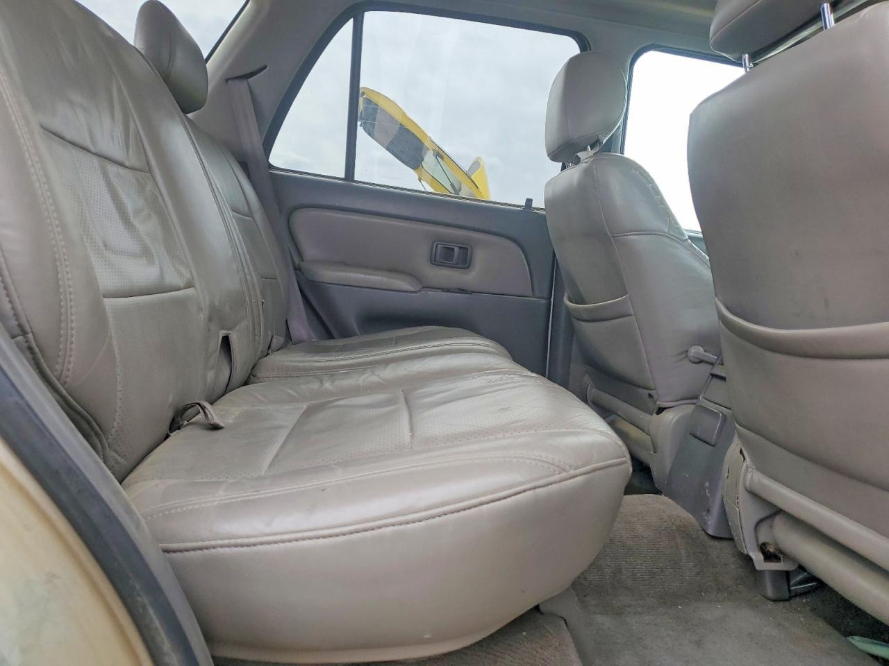 2001 TOYOTA 4Runner