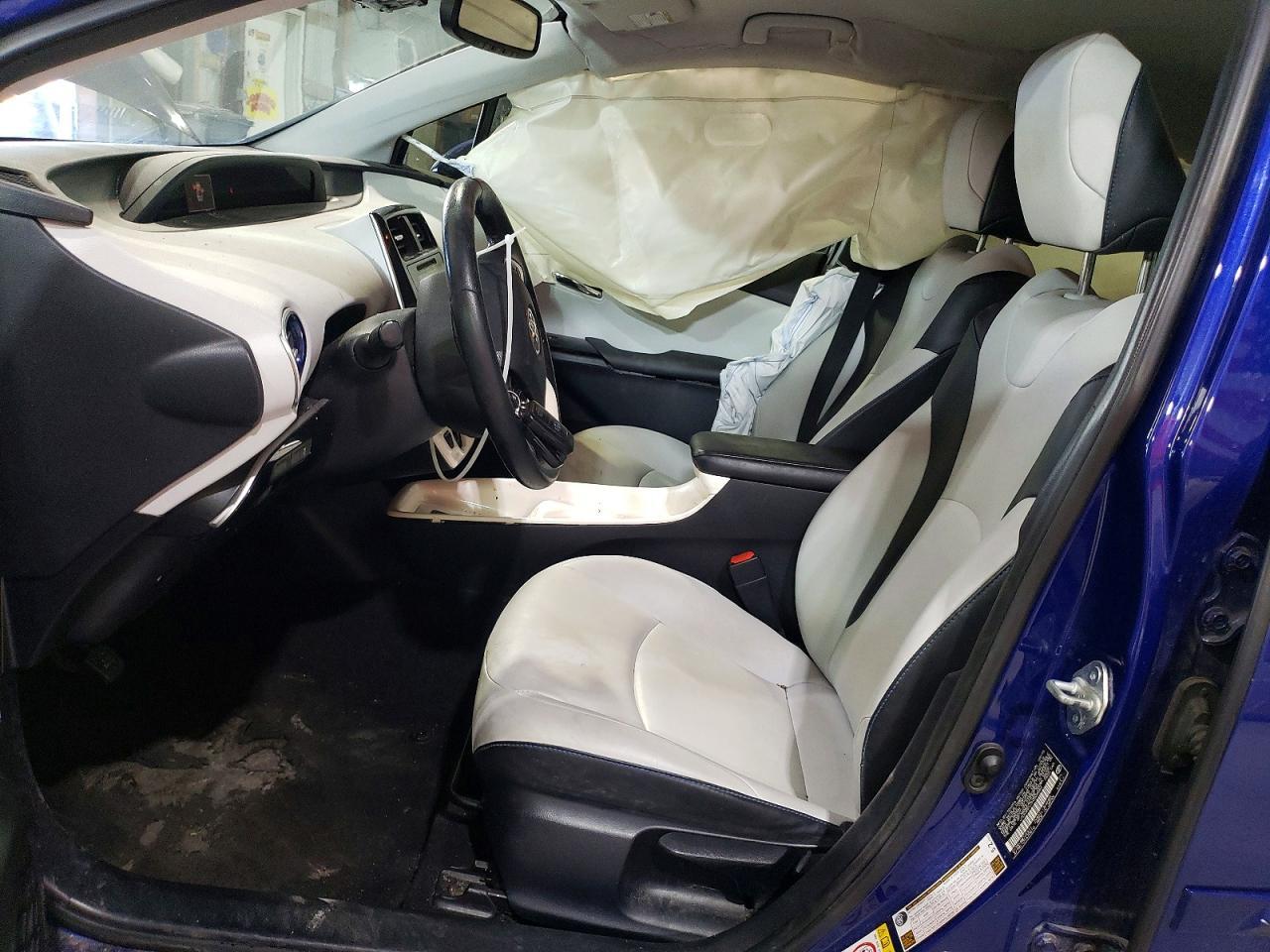 2017 TOYOTA PRIUS