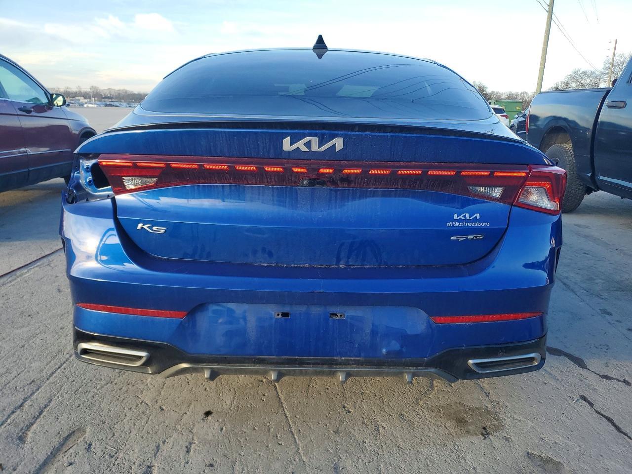 2022 KIA K5