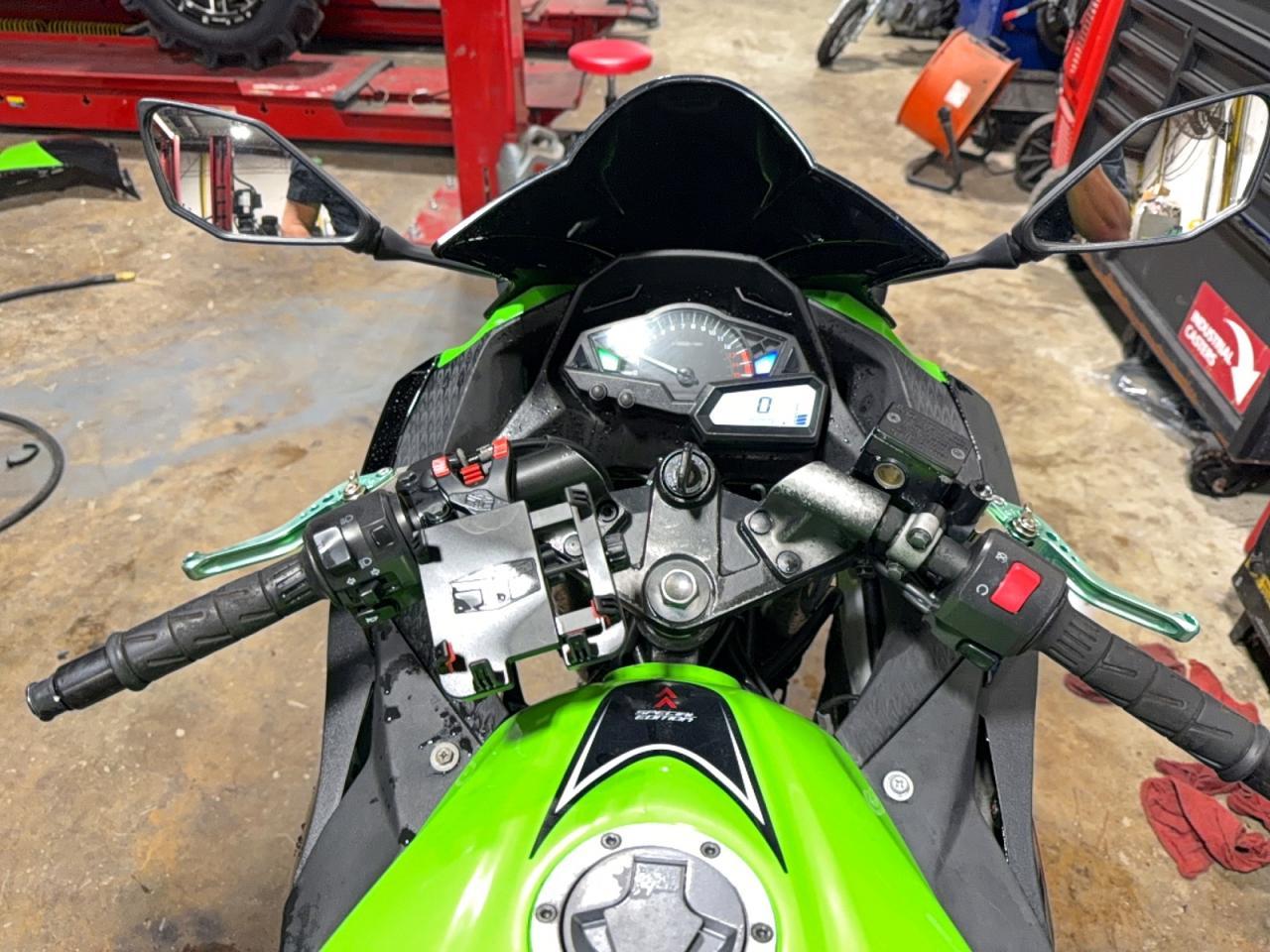 2014 KAWASAKI Ex300