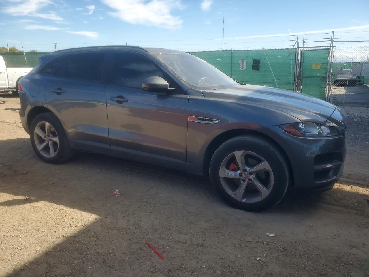 2018 JAGUAR F-Pace