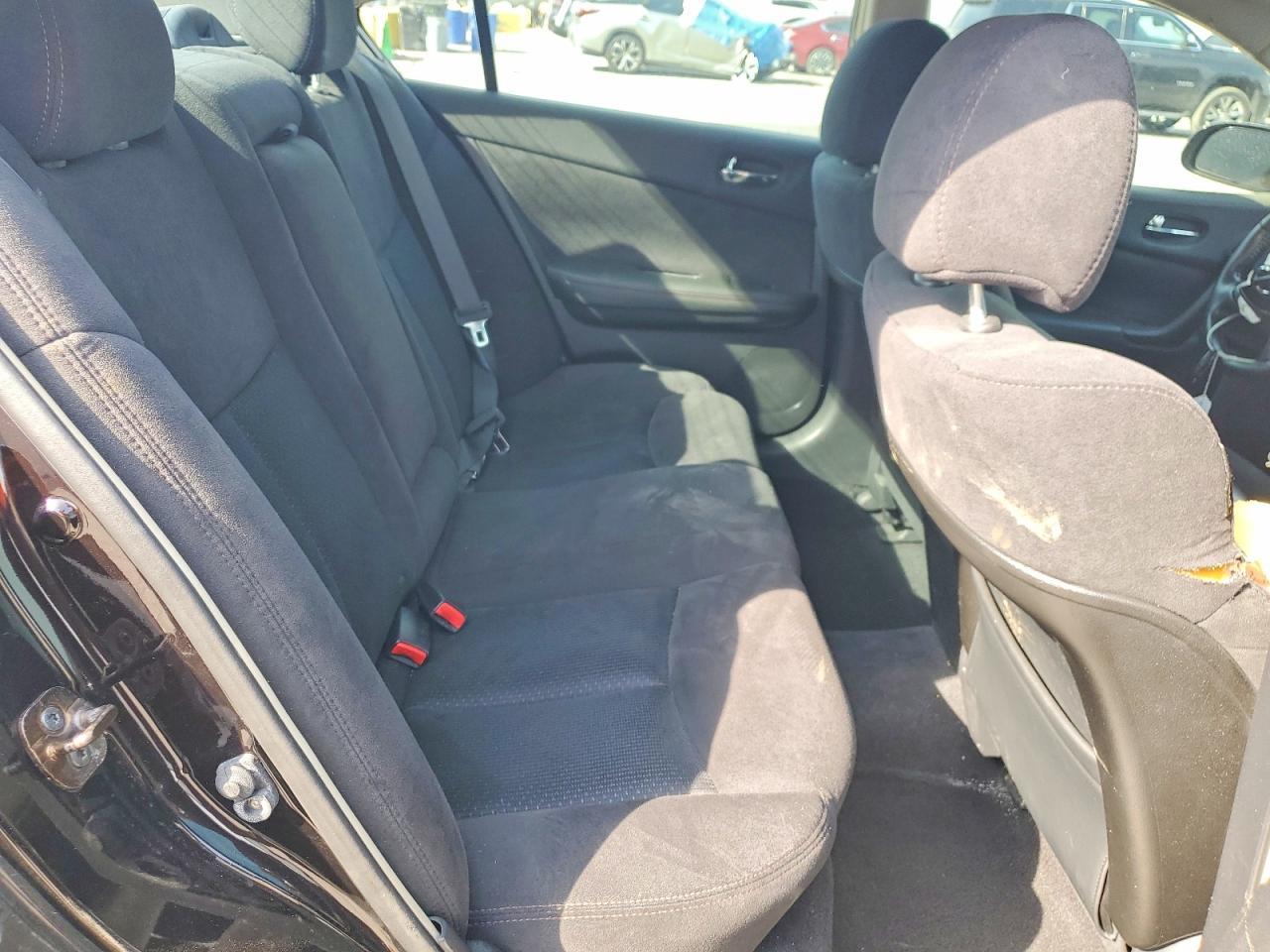 2010 NISSAN Maxima