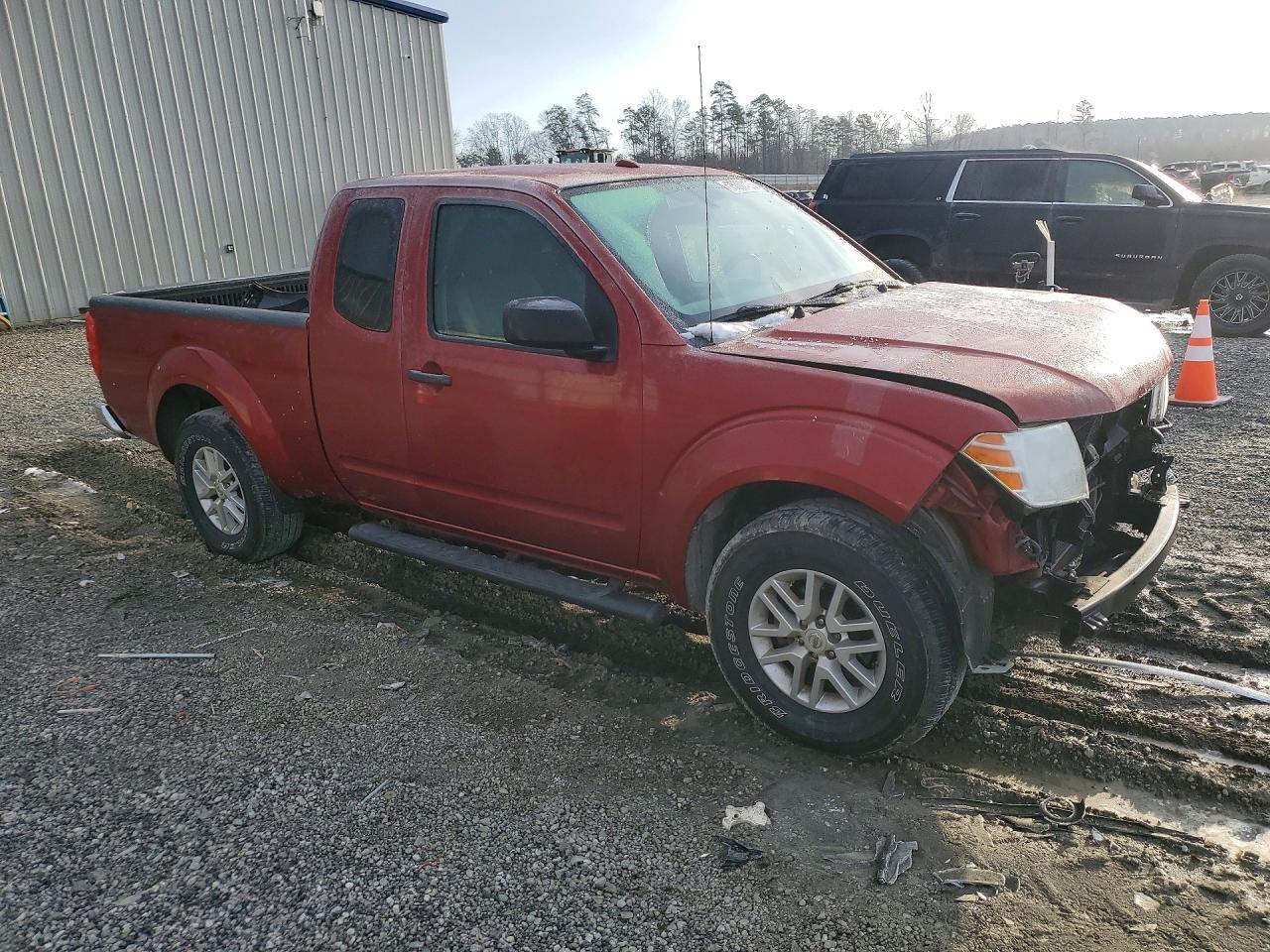 2016 NISSAN Frontier