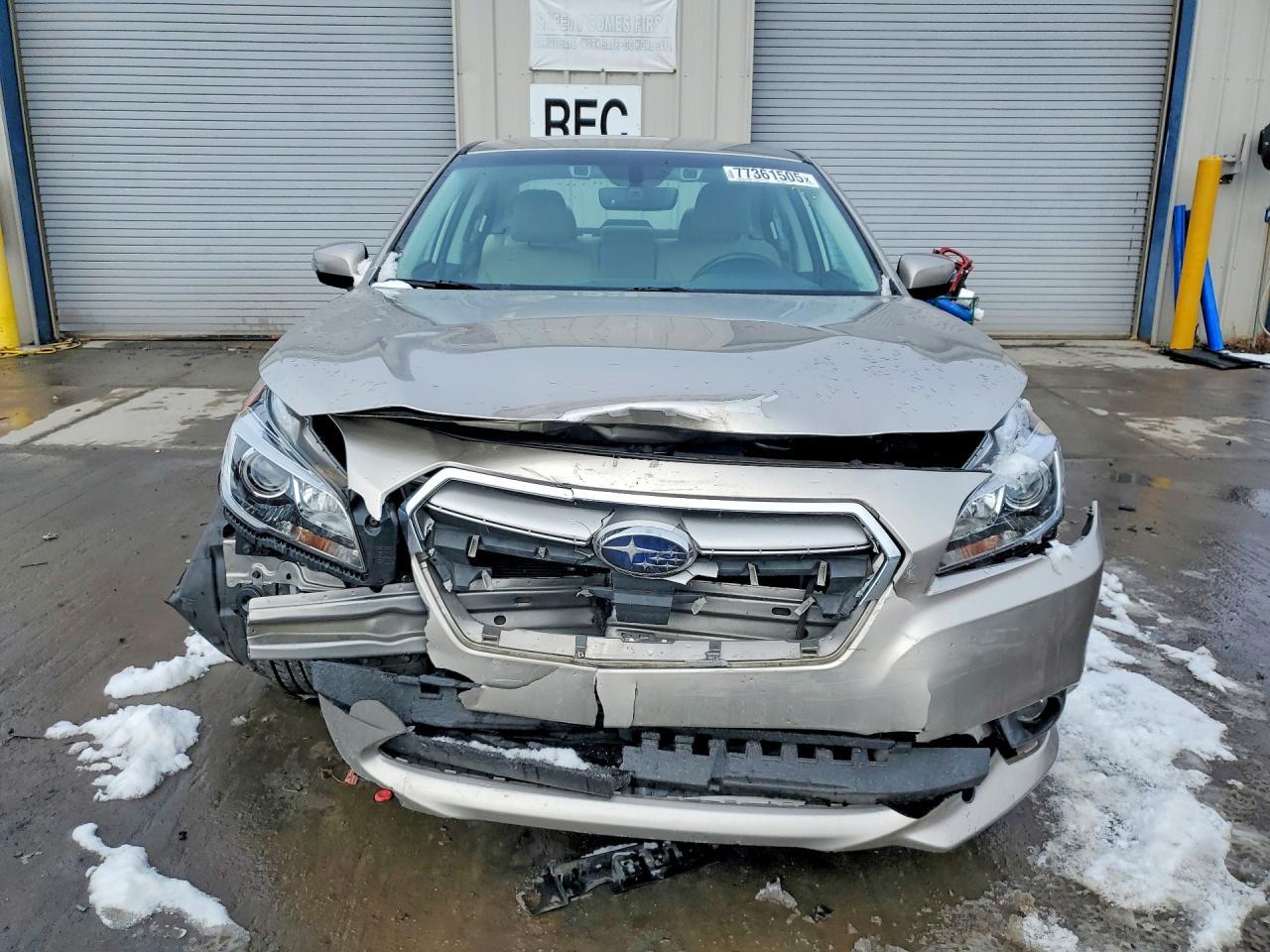 2017 SUBARU Legacy