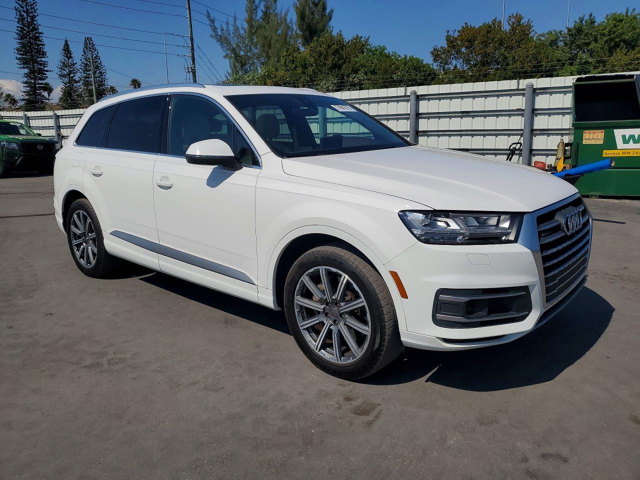 2018 AUDI Q7