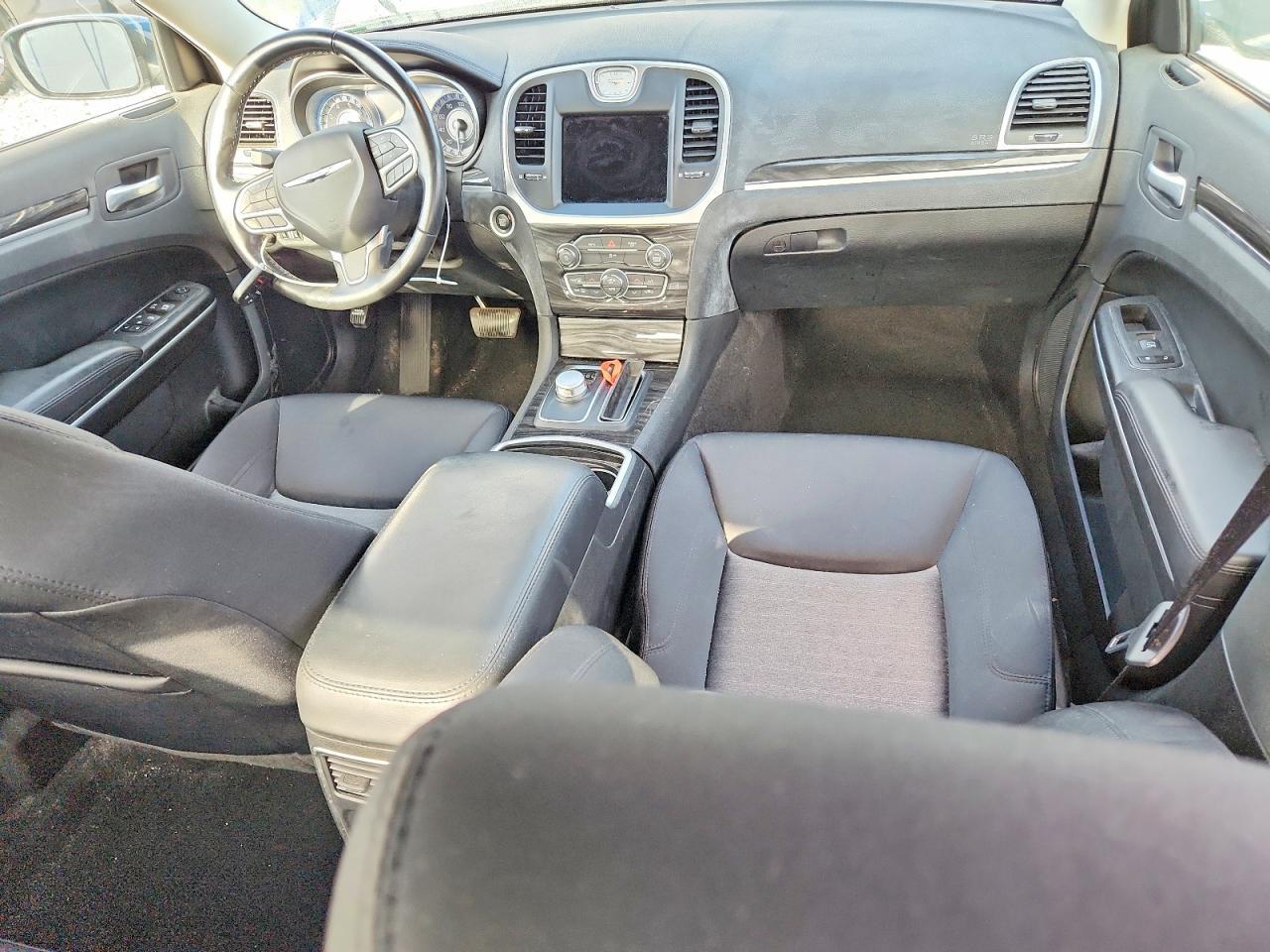 2022 CHRYSLER 300