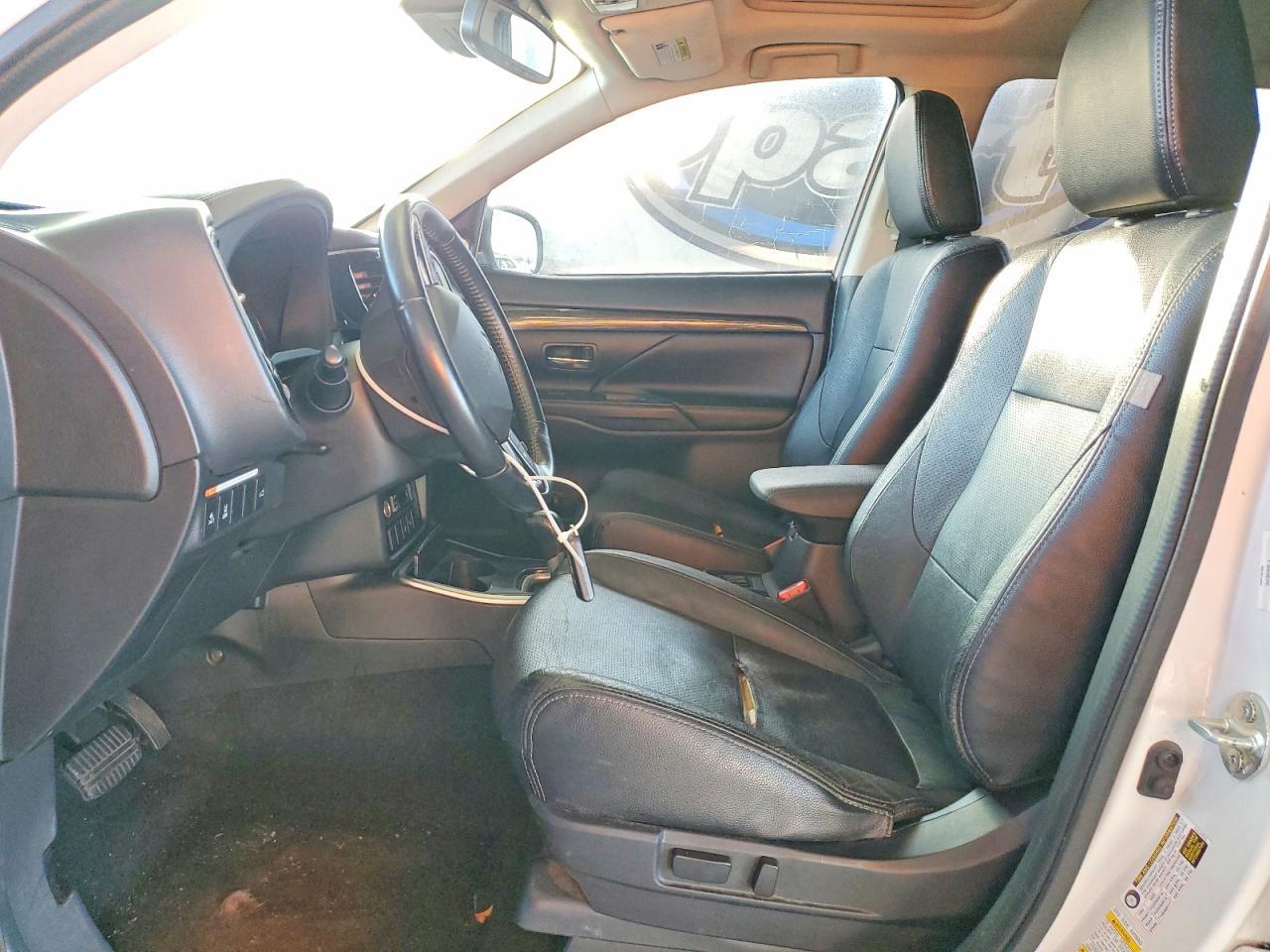 2018 MITSUBISHI outlander