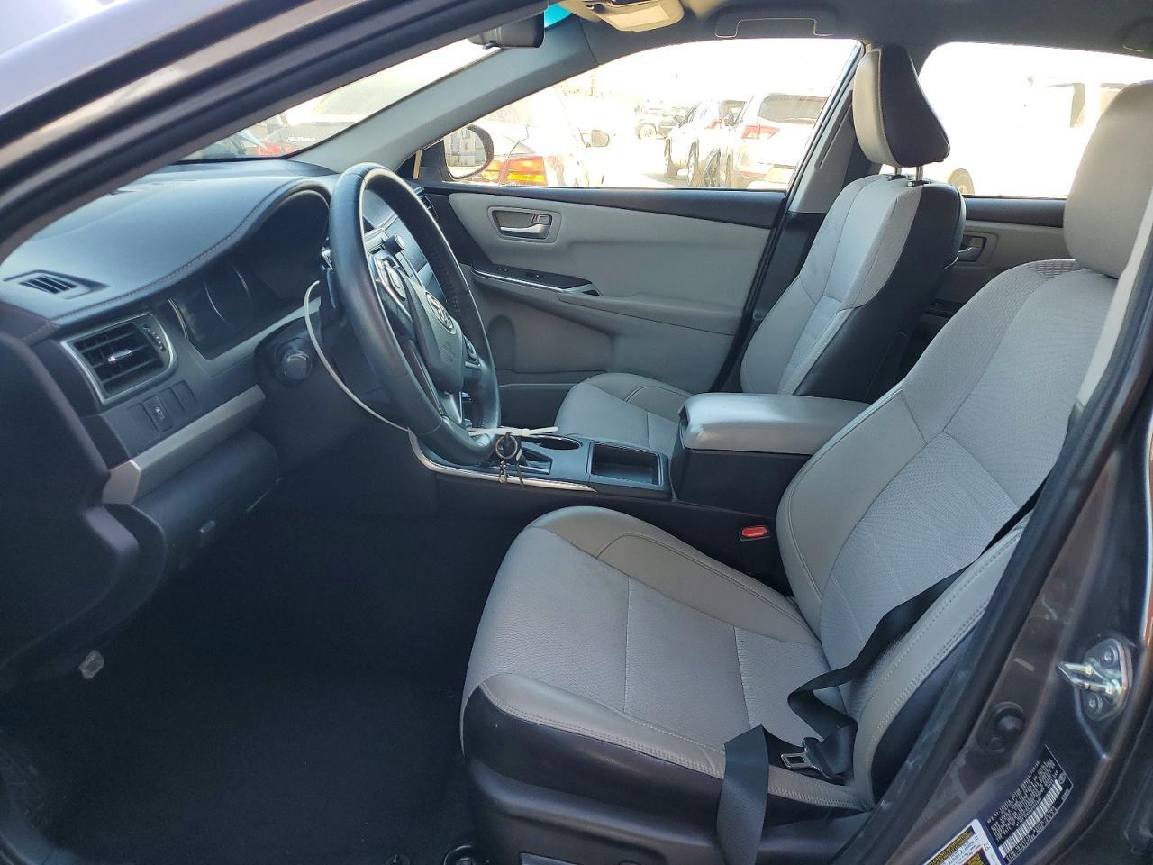 2016 TOYOTA CAMRY