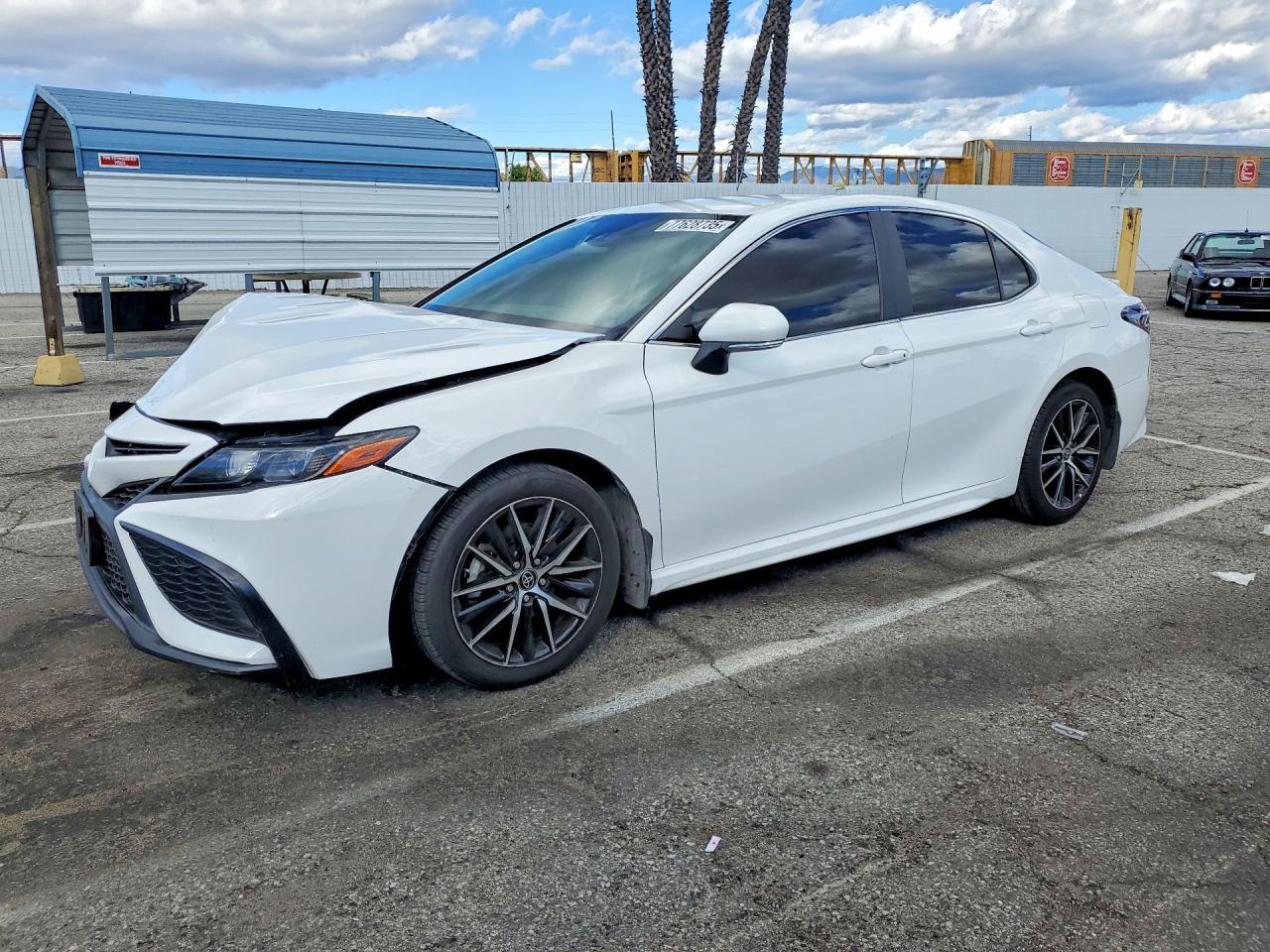 2023 TOYOTA CAMRY