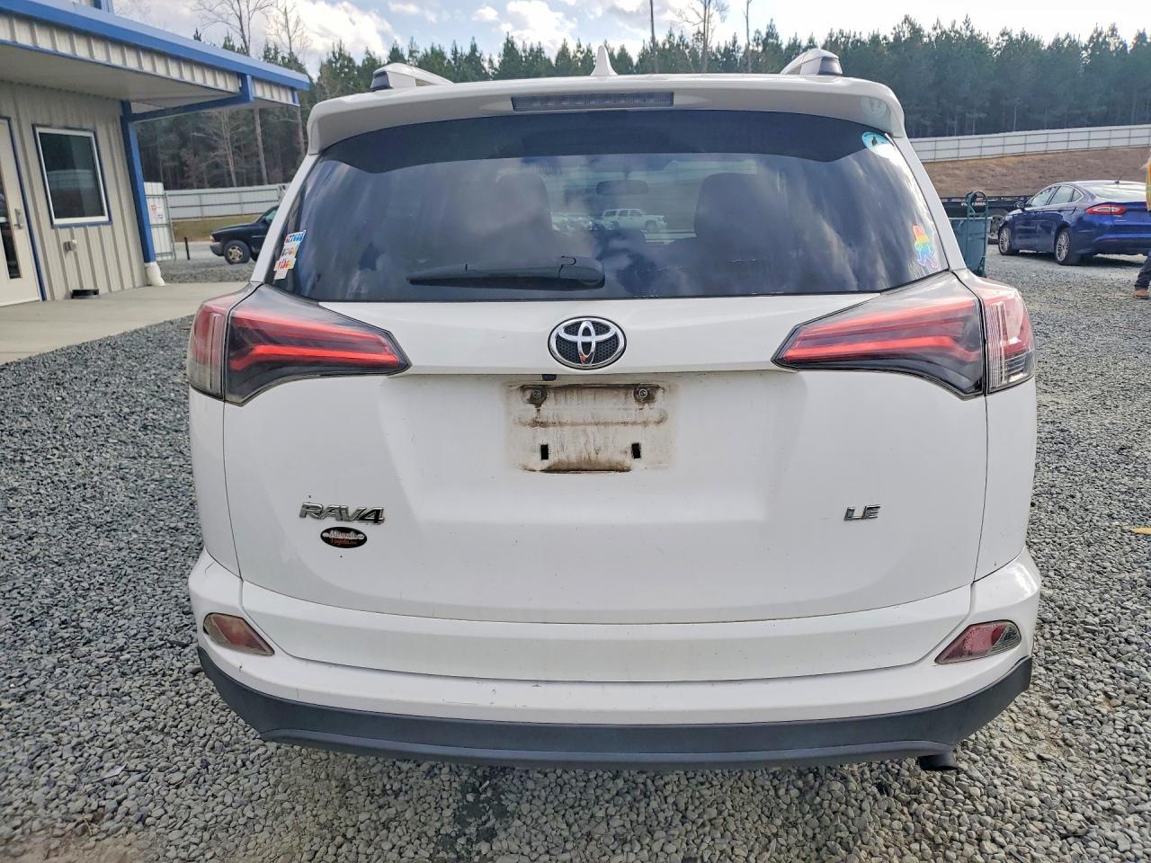 2016 TOYOTA RAV4